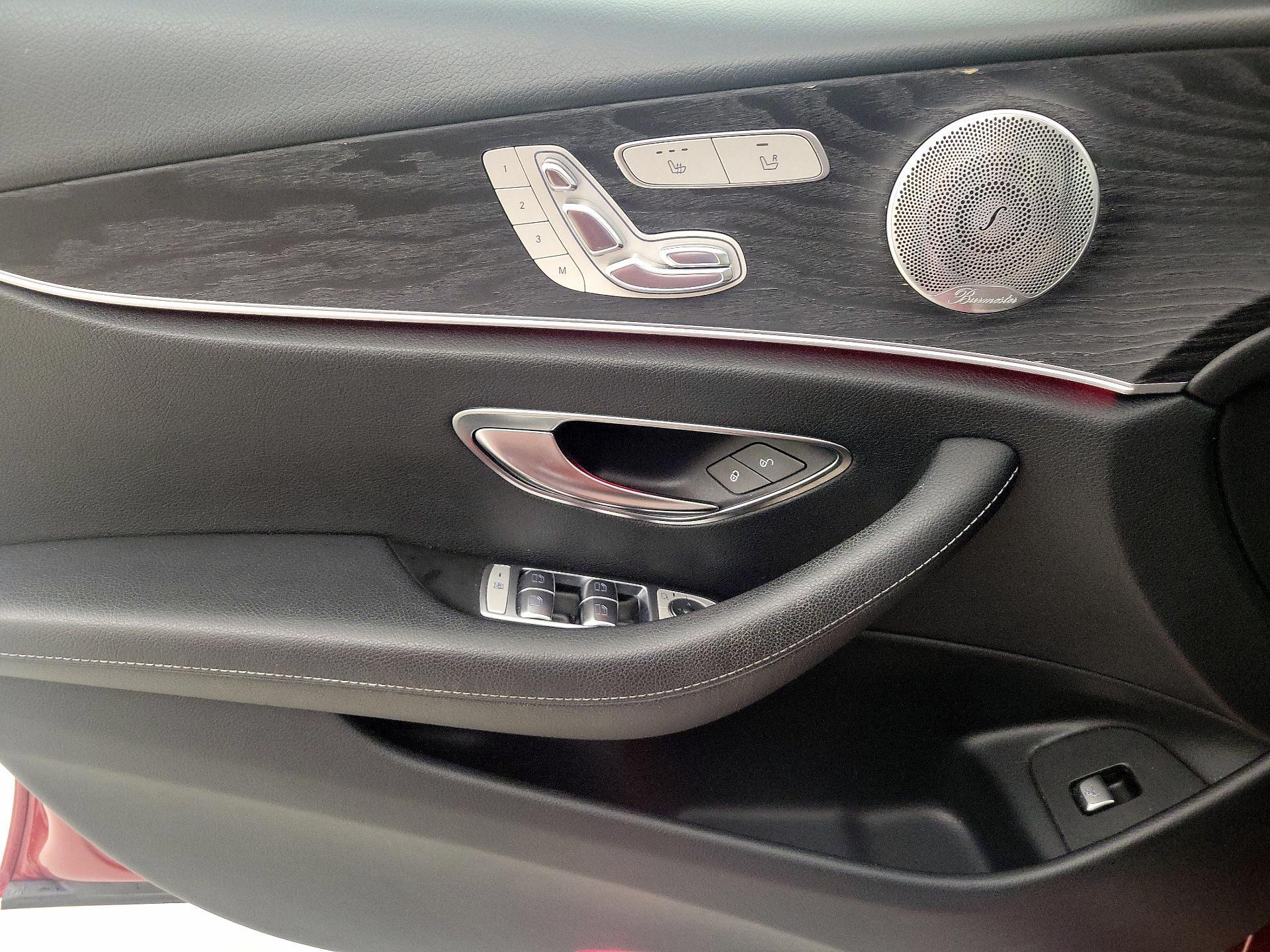 Thumbnail: 2017 Mercedes-Benz E-Class - 12