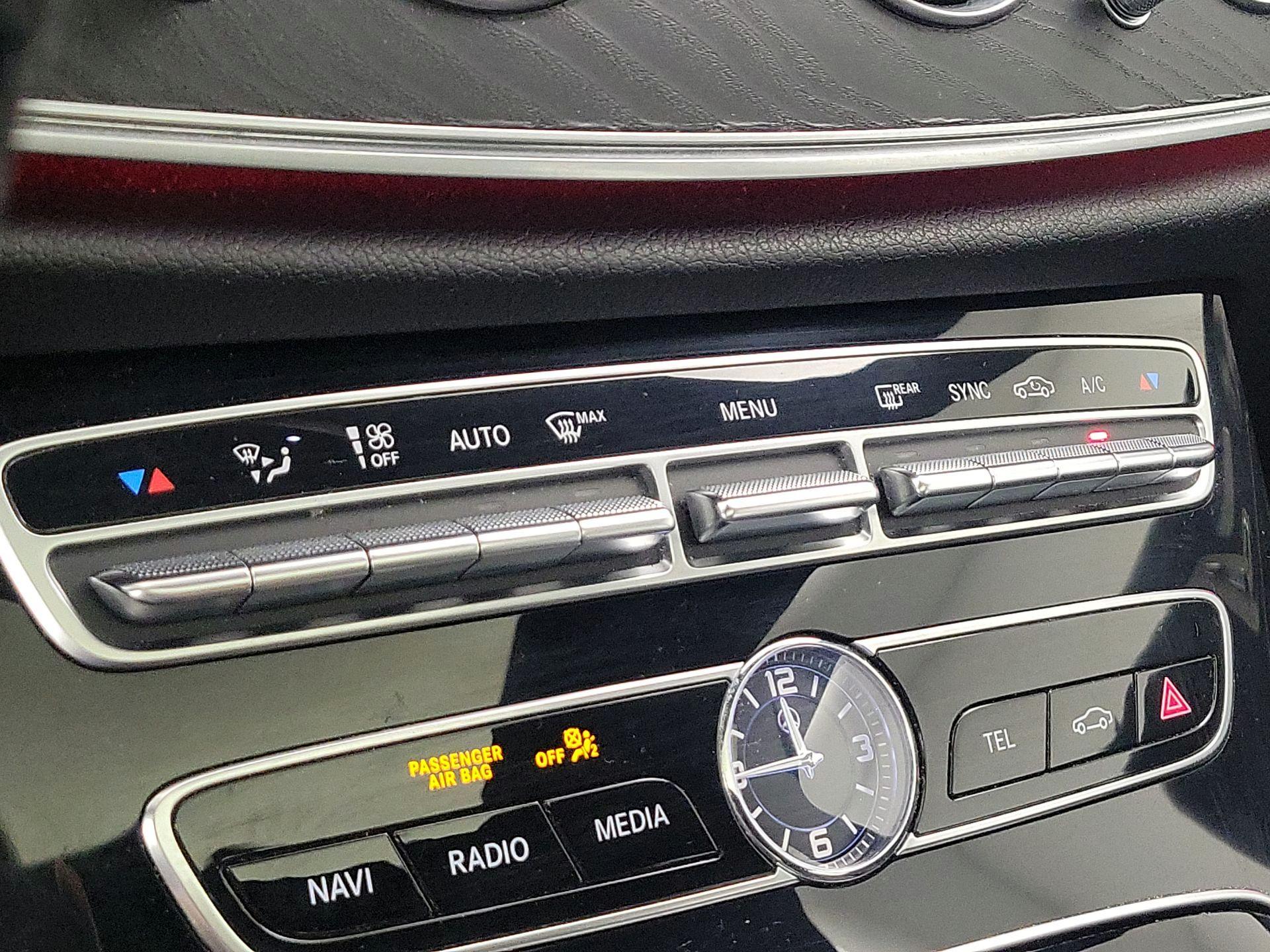 Thumbnail: 2017 Mercedes-Benz E-Class - 16