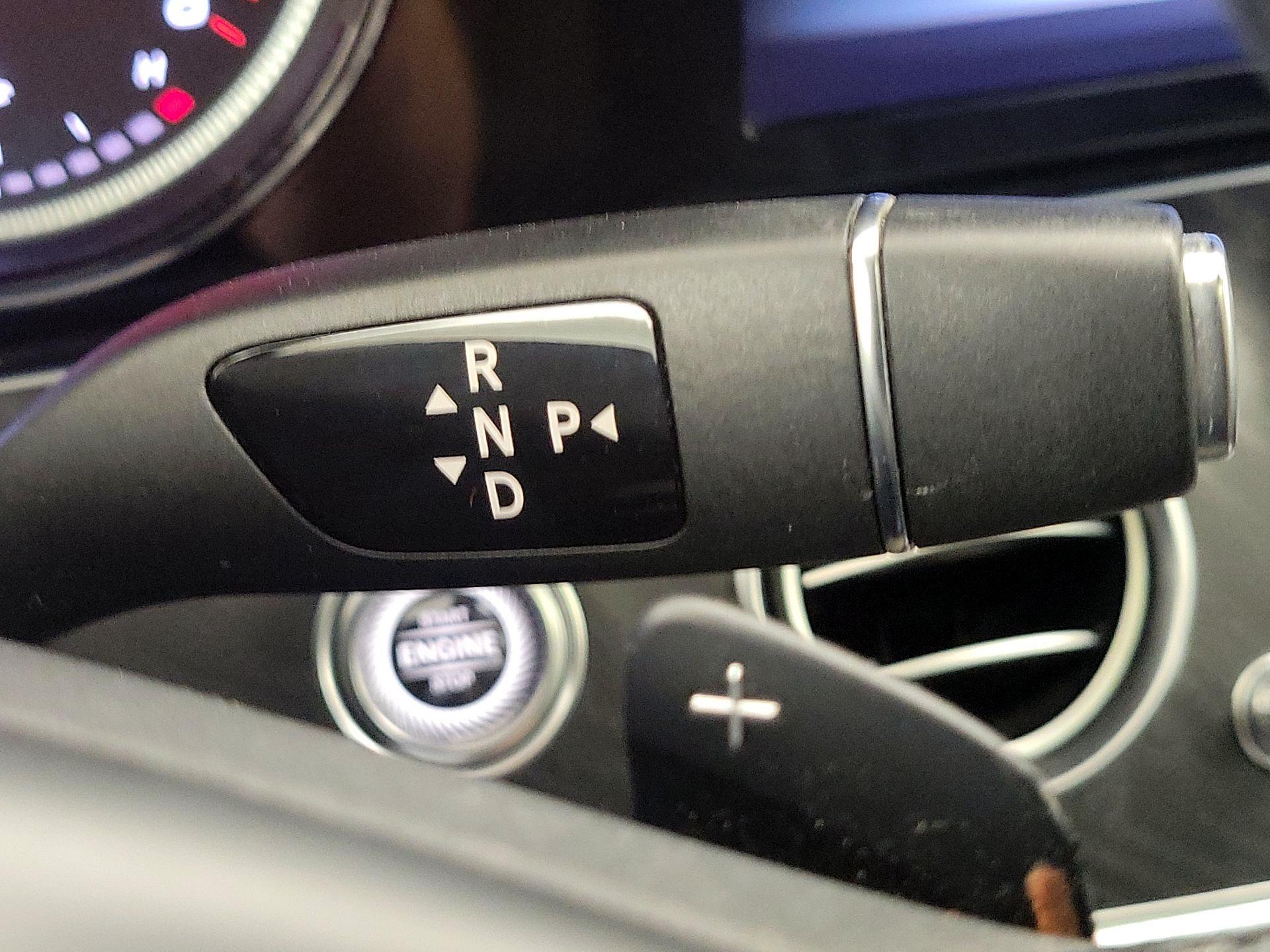 Thumbnail: 2017 Mercedes-Benz E-Class - 17