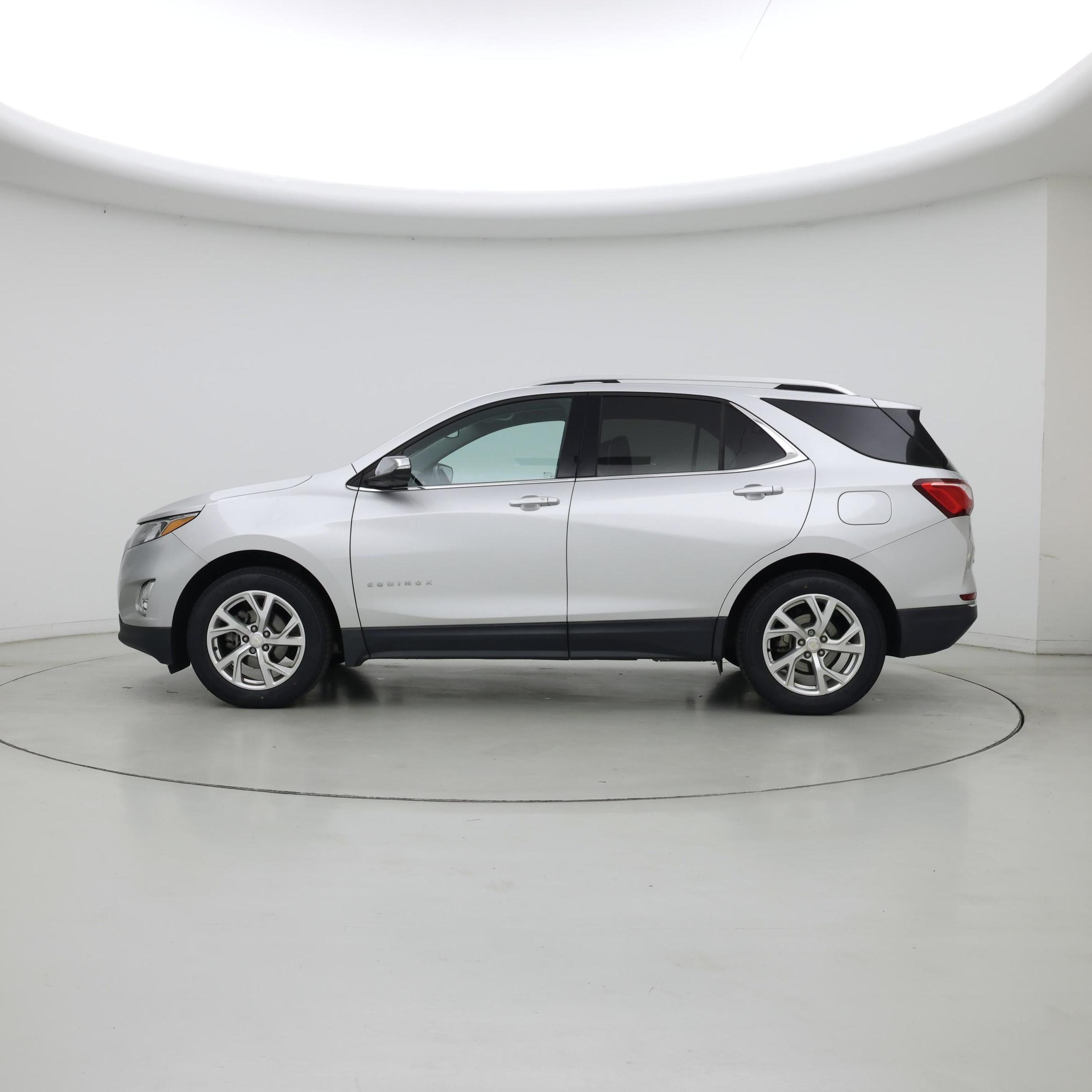 Thumbnail: 2020 Chevrolet Equinox - 3