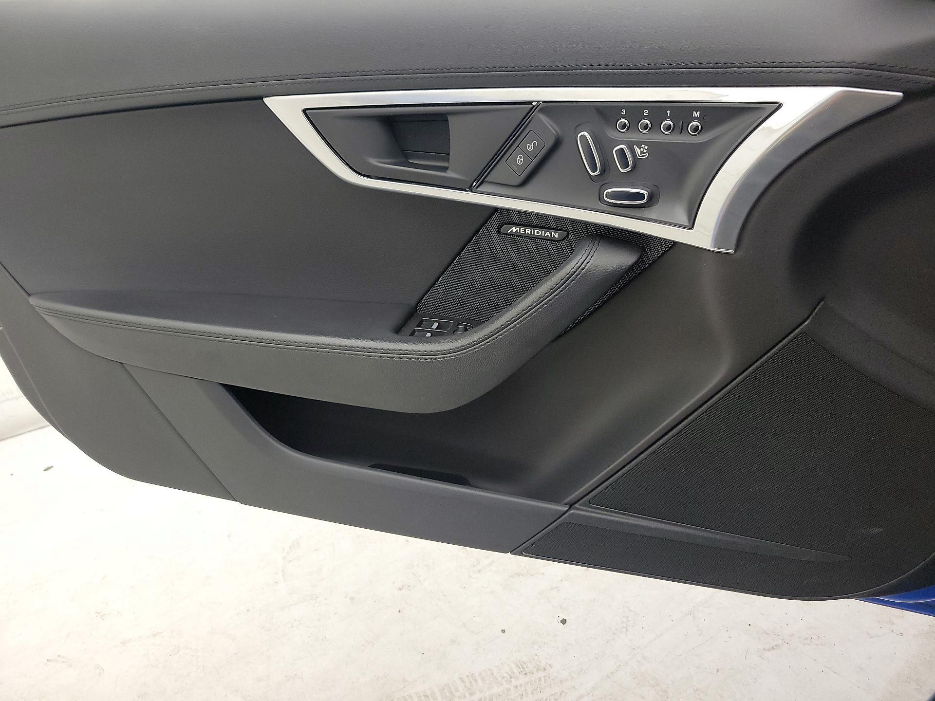 Thumbnail: 2020 Jaguar F-Type - 12