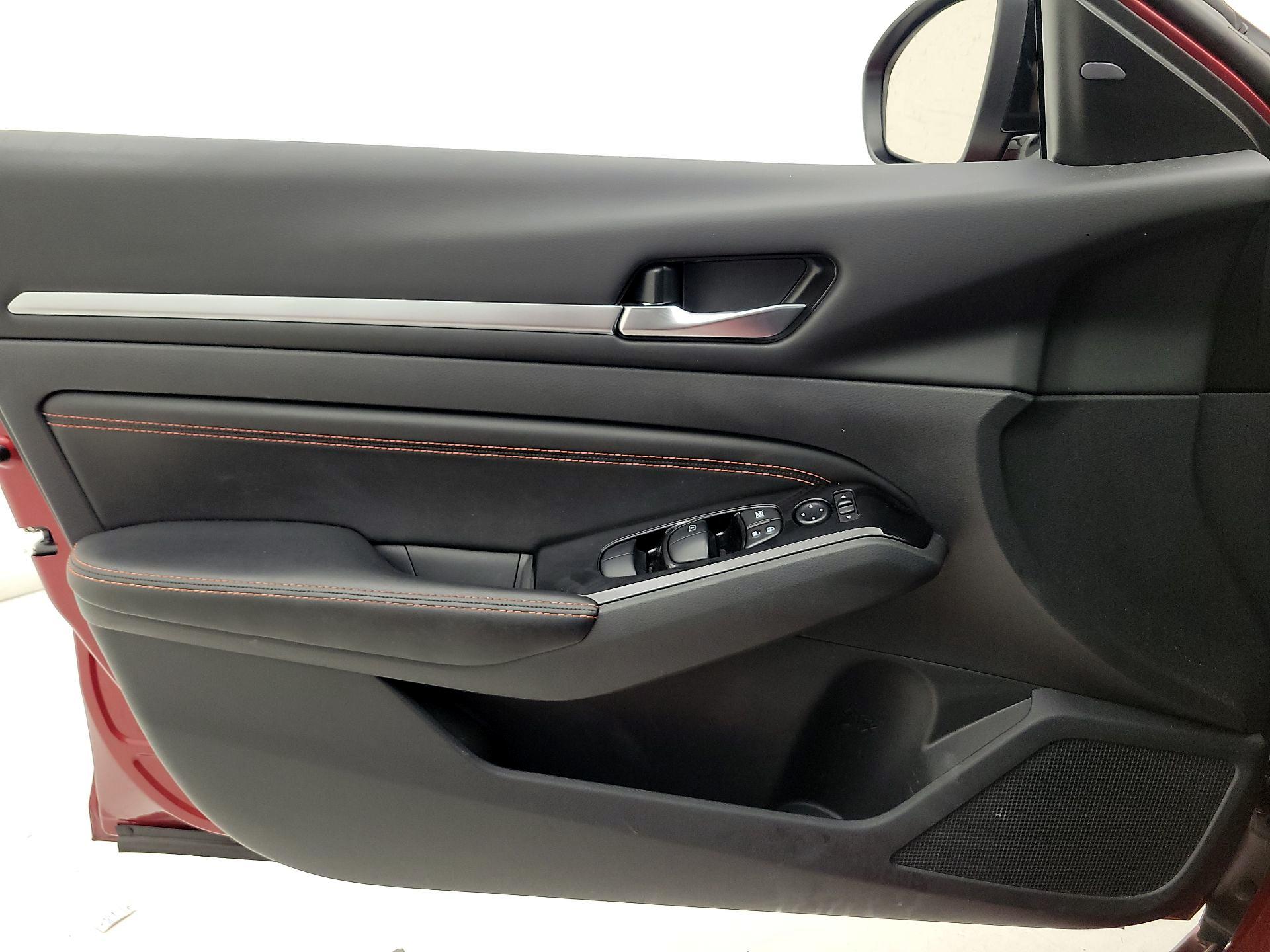 Thumbnail: 2023 Nissan Altima - 12