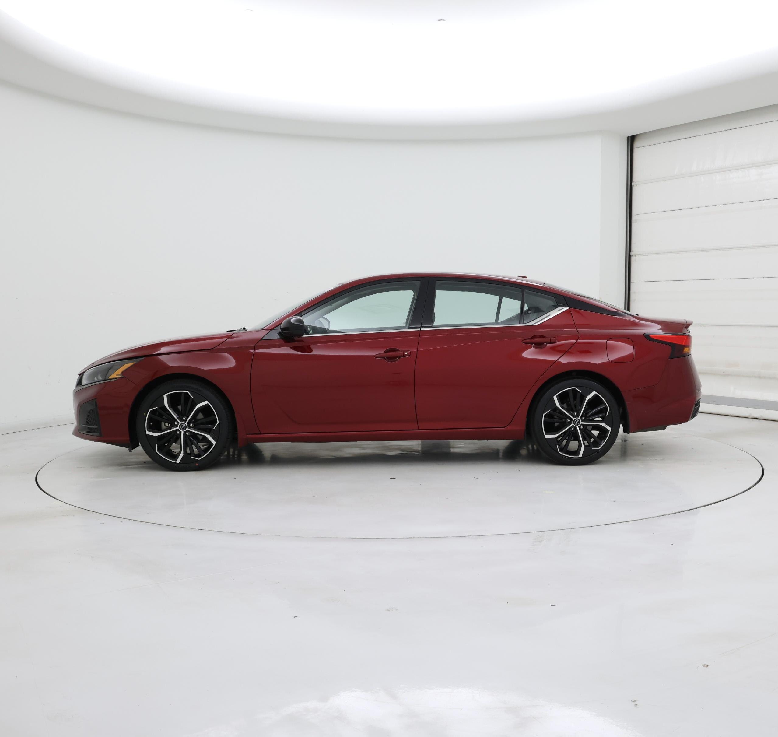 Thumbnail: 2023 Nissan Altima - 3