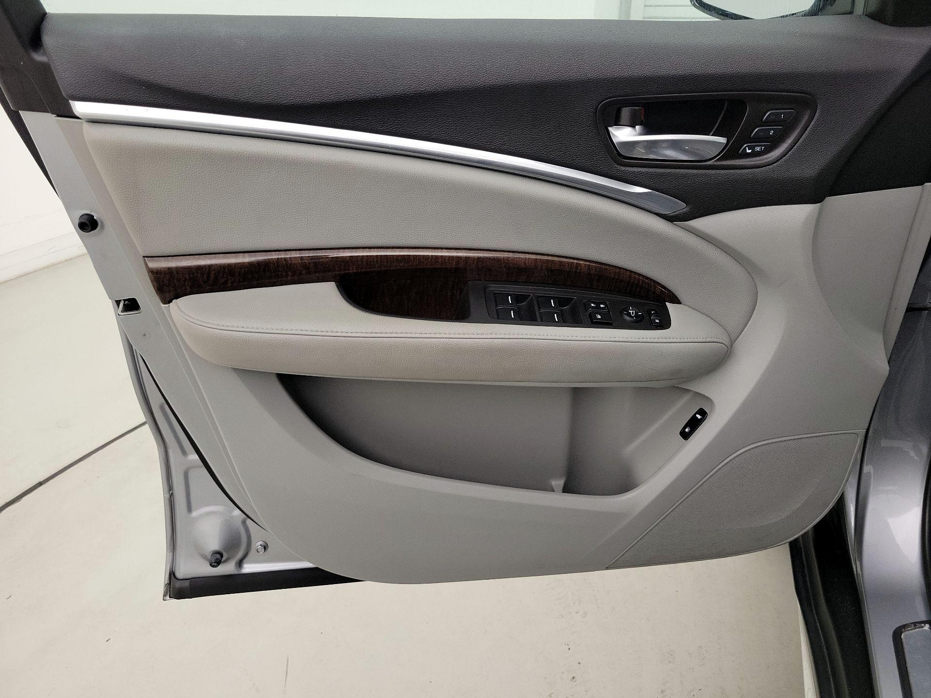 Thumbnail: 2019 Acura MDX - 12