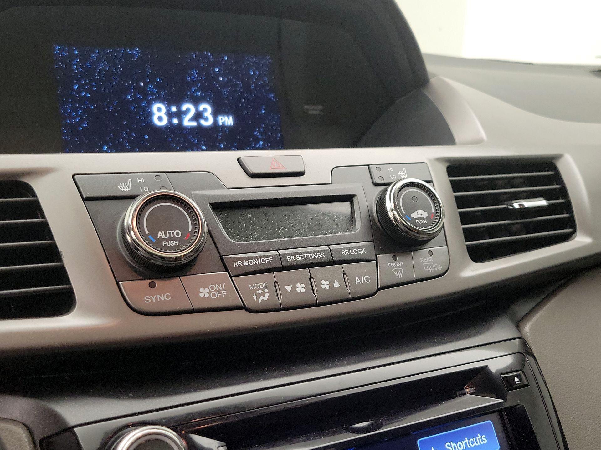 Thumbnail: 2016 Honda Odyssey - 16