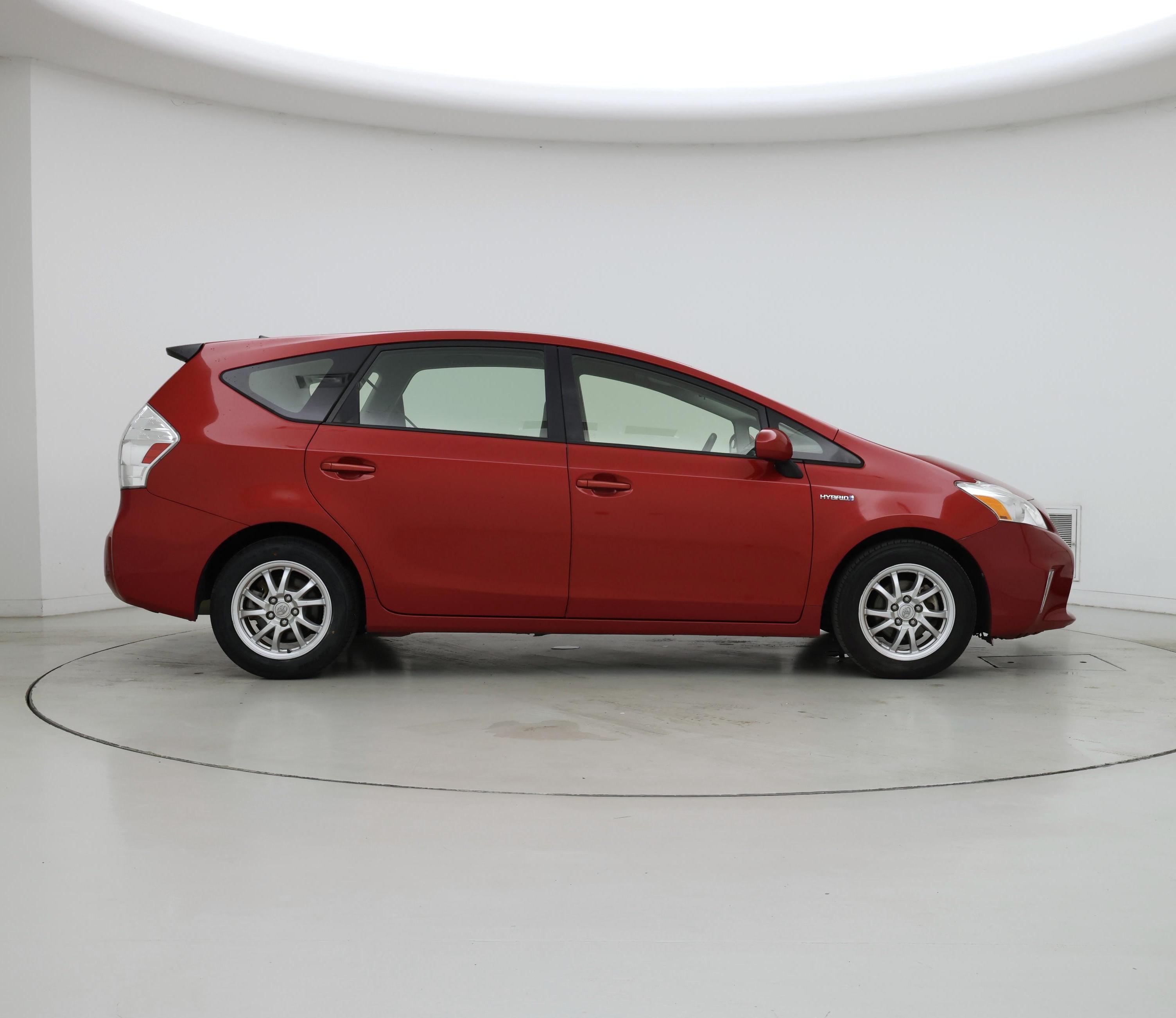 Thumbnail: 2014 Toyota Prius v - 7