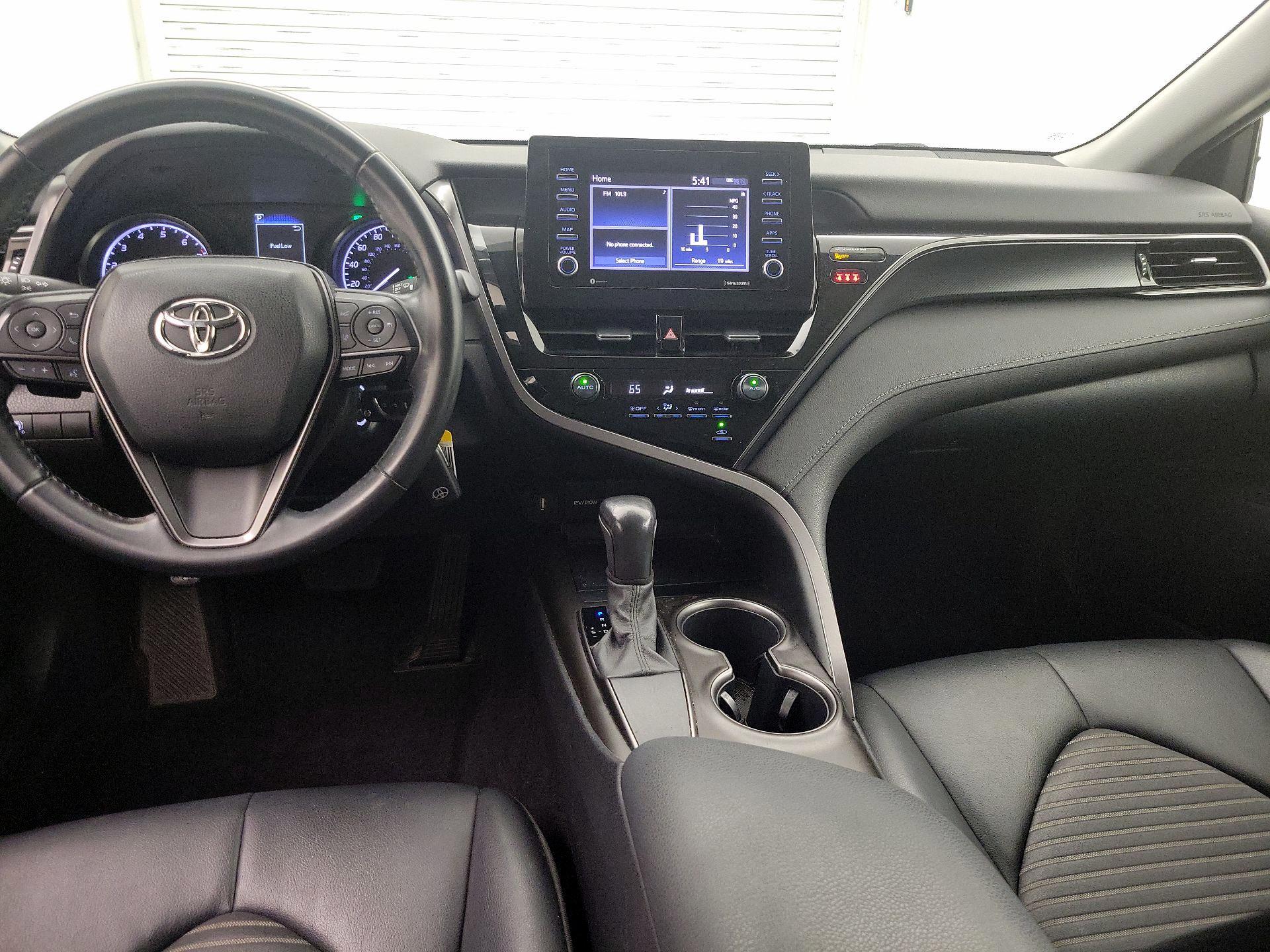 Thumbnail: 2021 Toyota Camry - 9