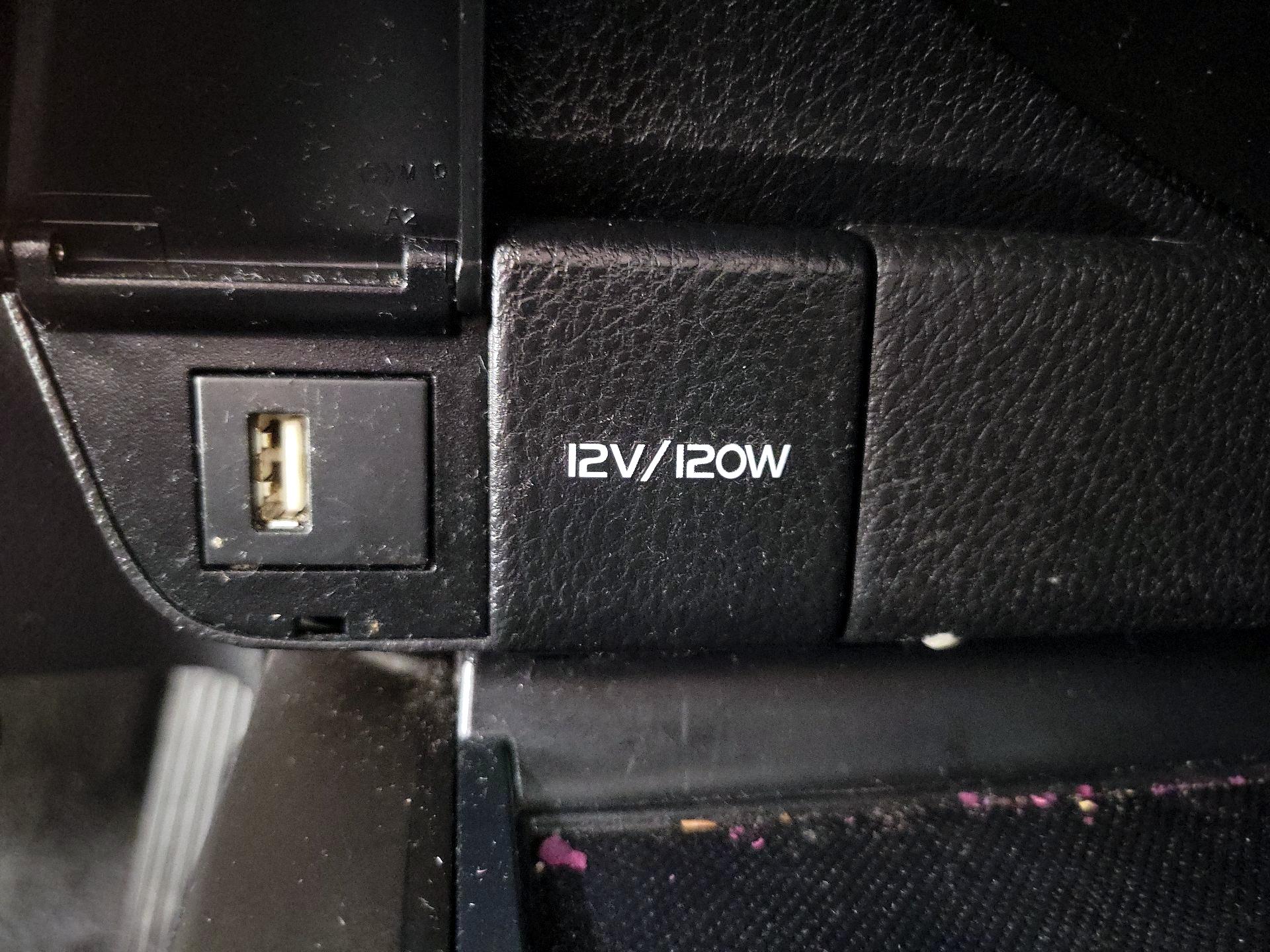 Thumbnail: 2021 Toyota Camry - 18