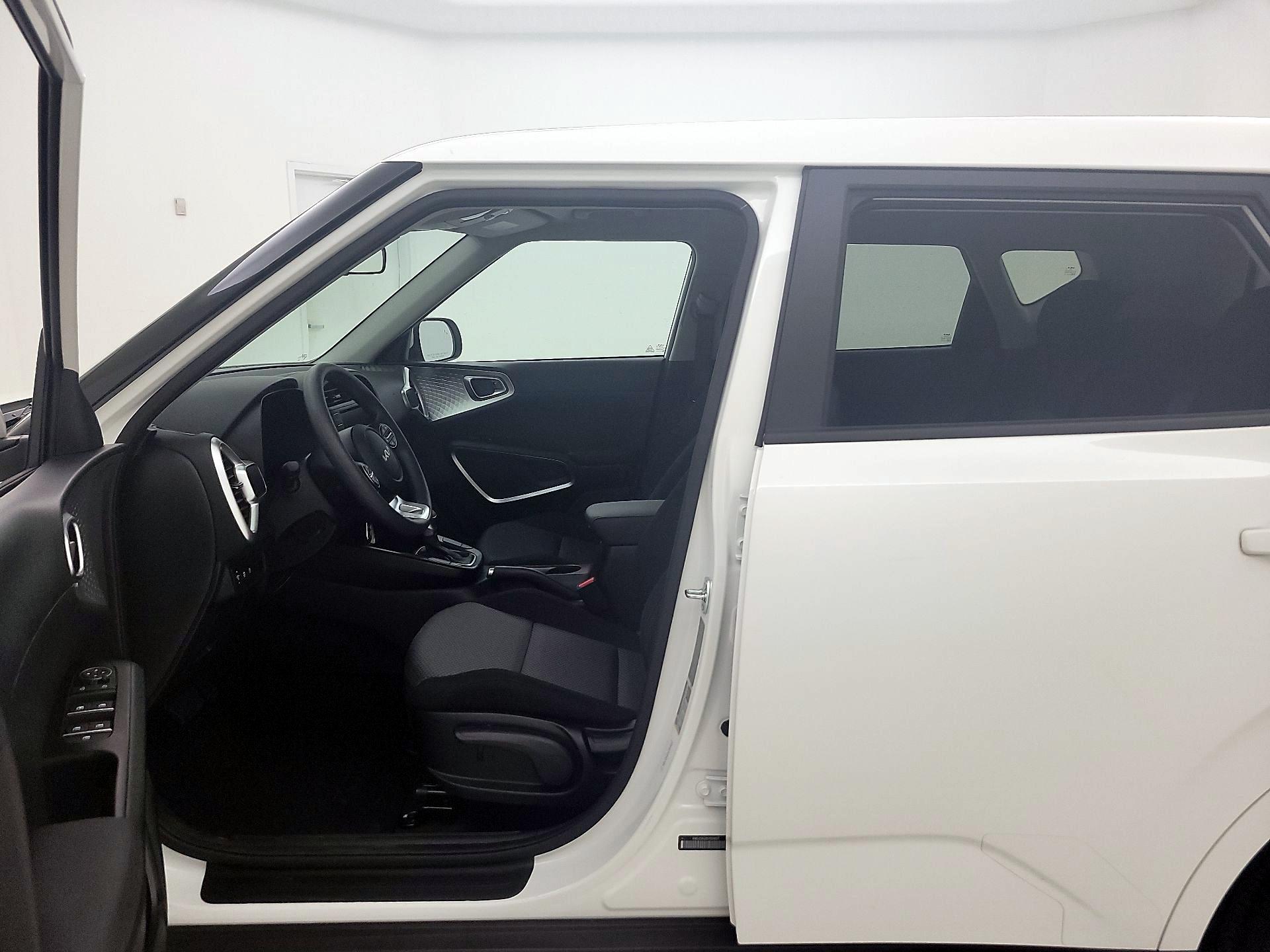 Thumbnail: 2025 Kia Soul - 11