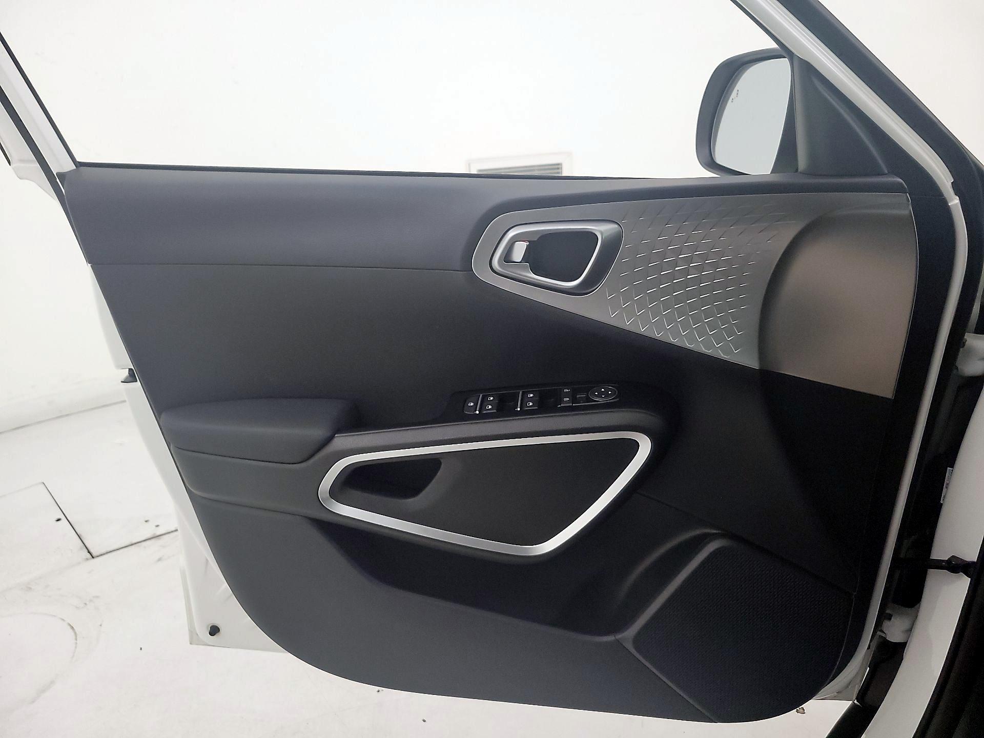 Thumbnail: 2025 Kia Soul - 12