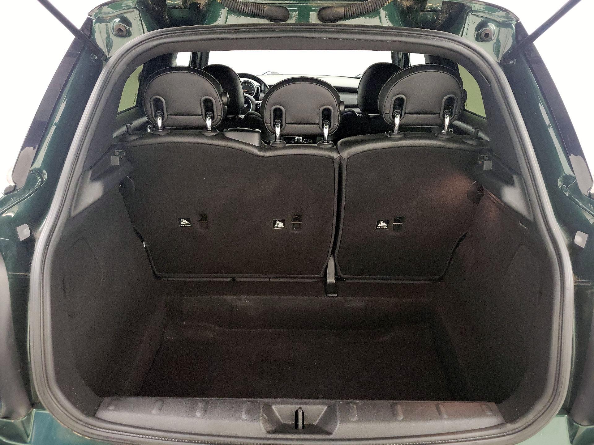Thumbnail: 2015 MINI Cooper Hardtop - 19
