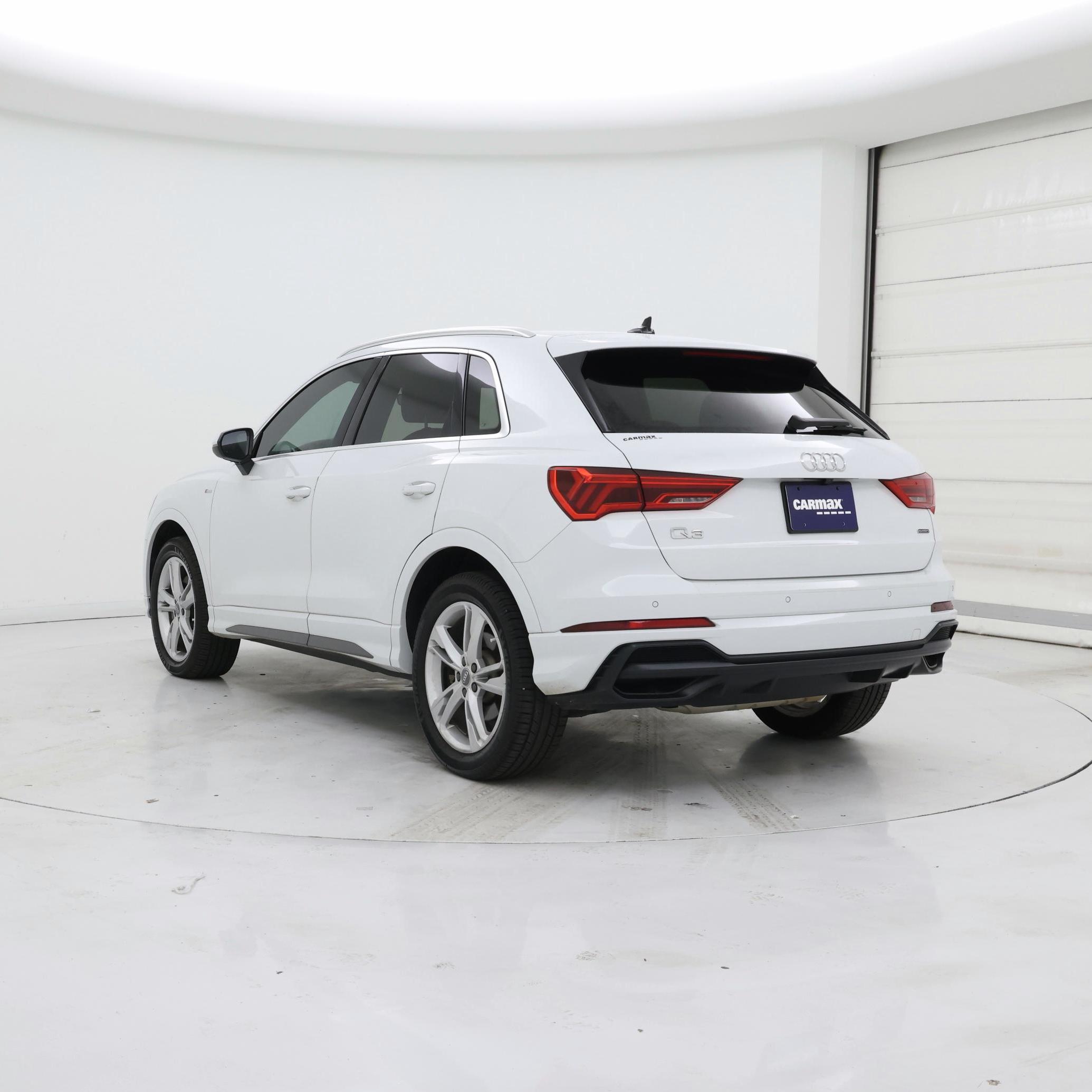 Thumbnail: 2020 Audi Q3 - 2