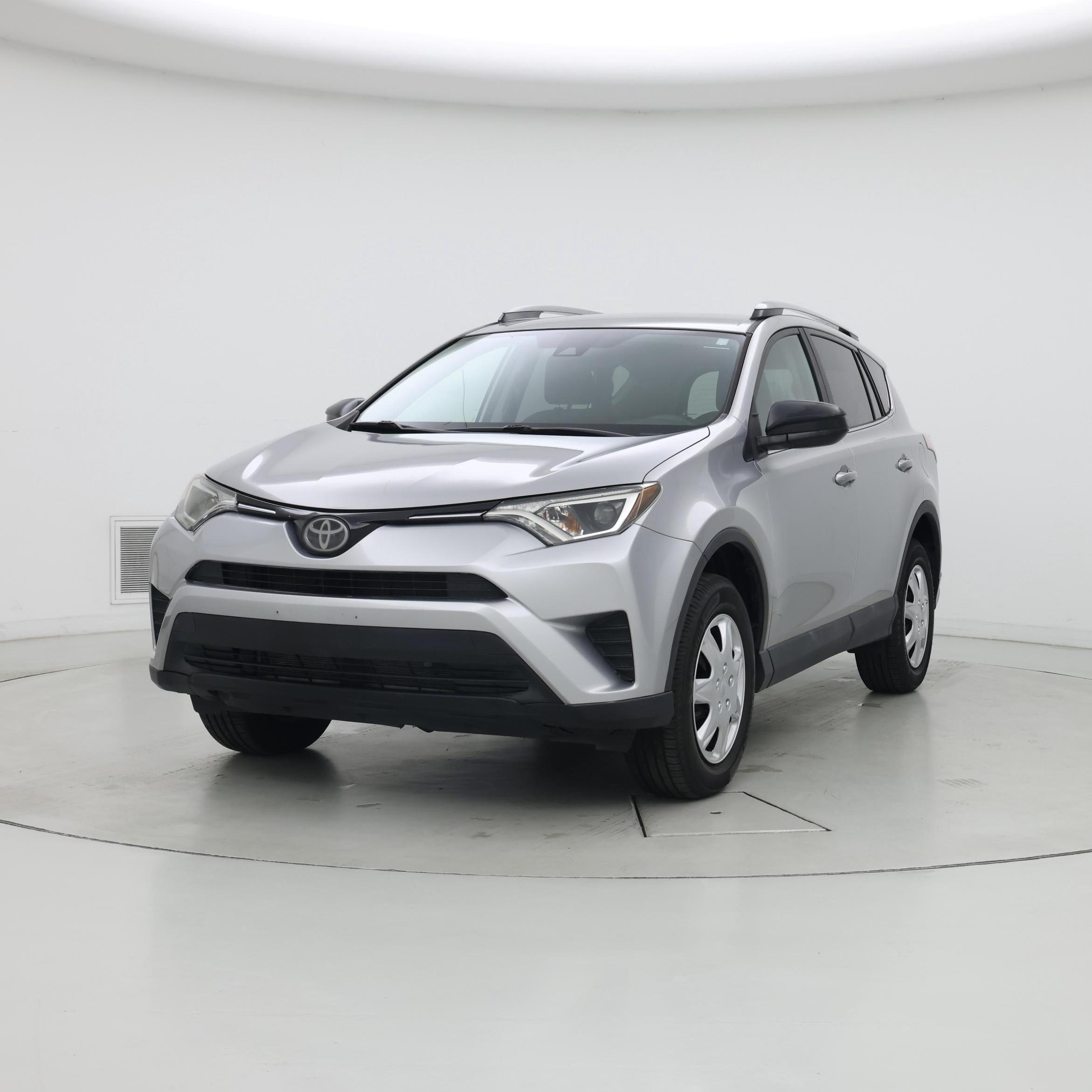Thumbnail: 2018 Toyota RAV4 - 4