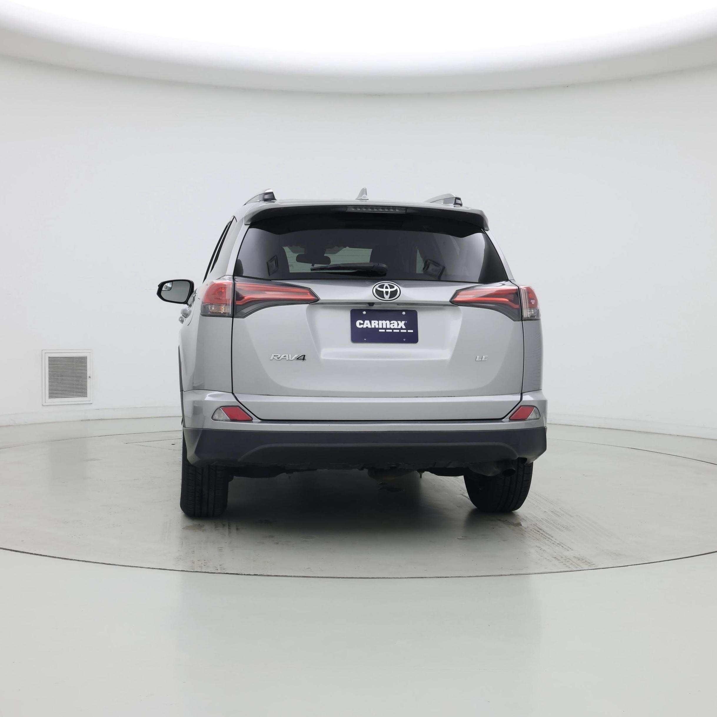 Thumbnail: 2018 Toyota RAV4 - 6