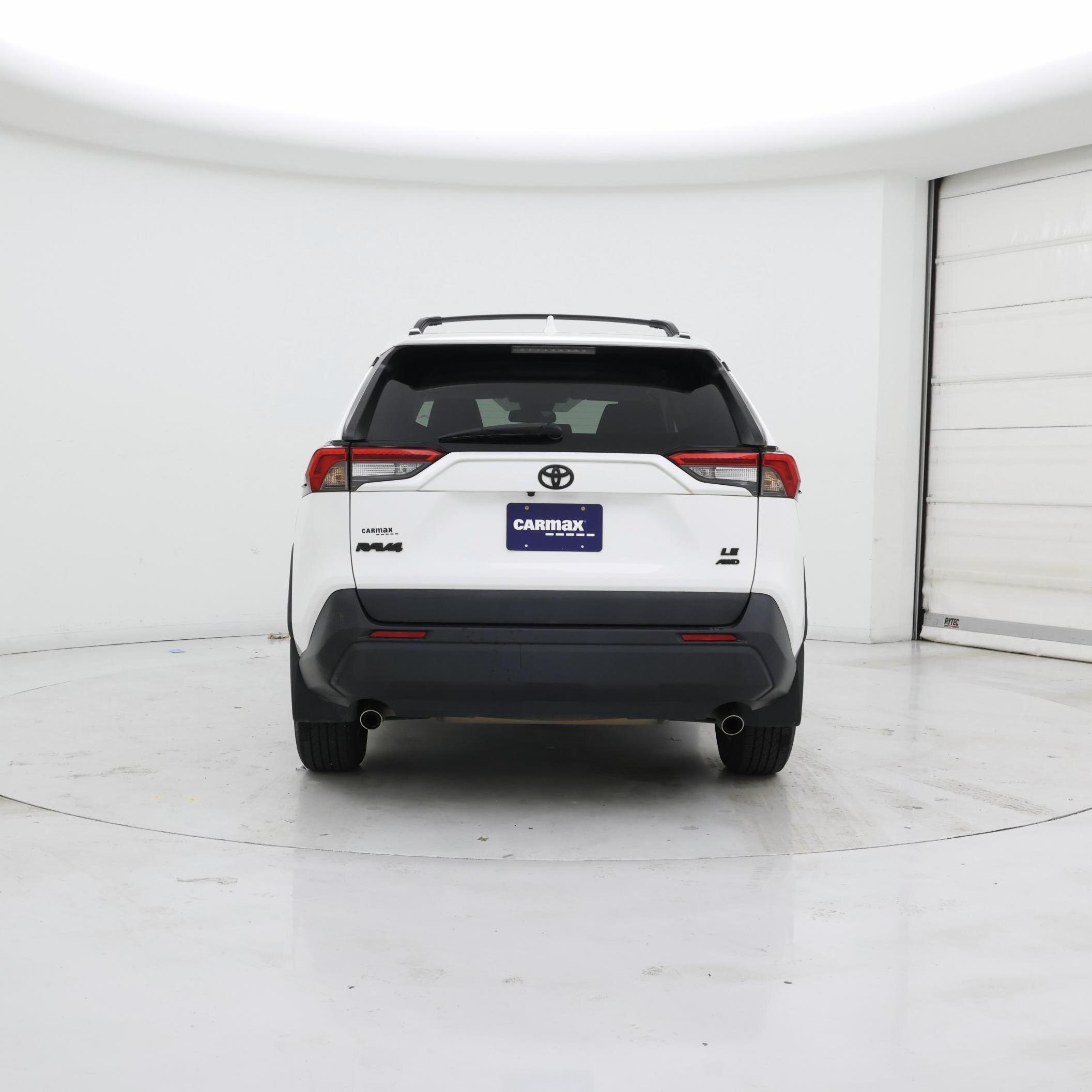 Thumbnail: 2021 Toyota RAV4 - 6