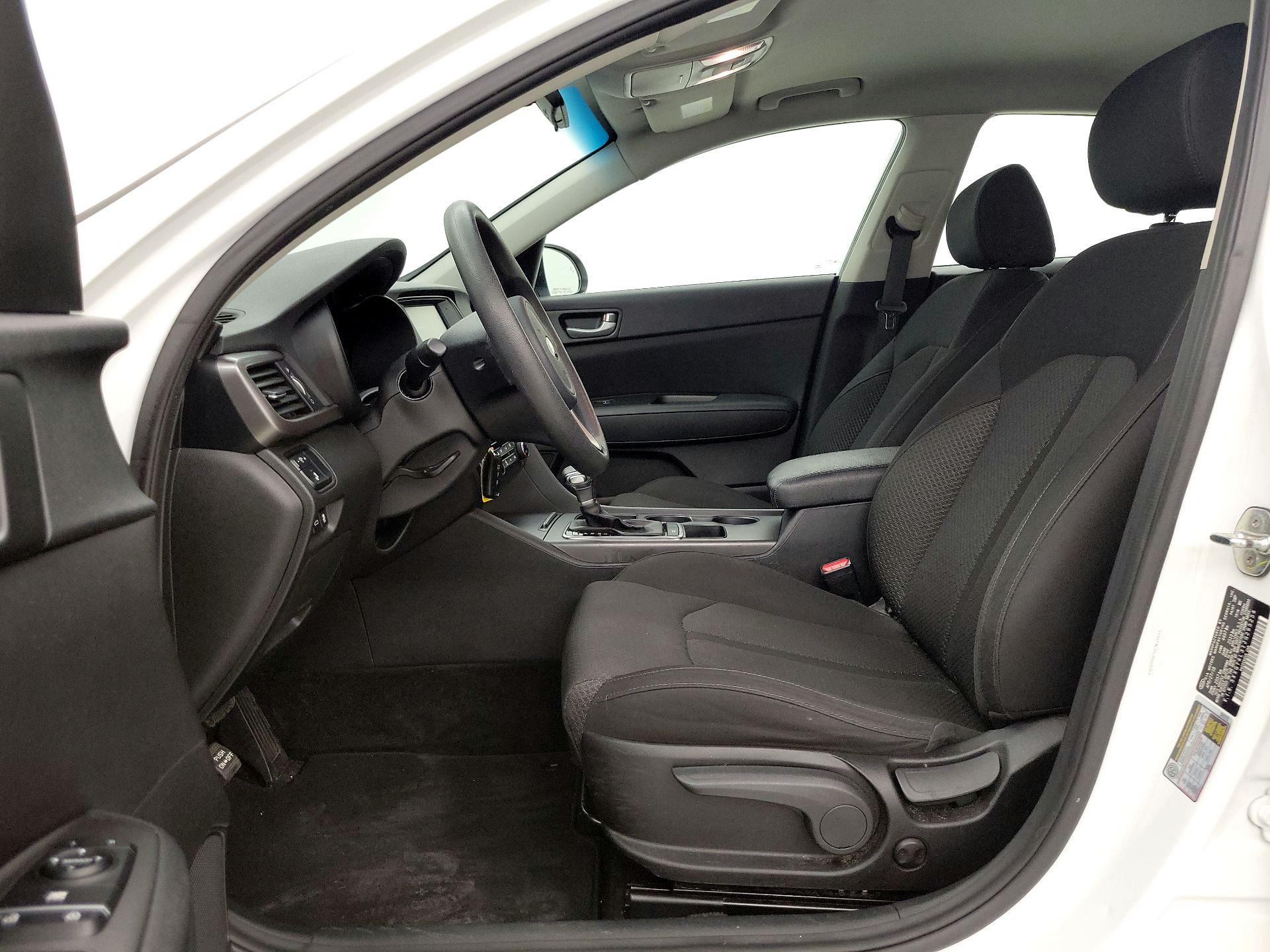 Thumbnail: 2018 Kia Optima - 11