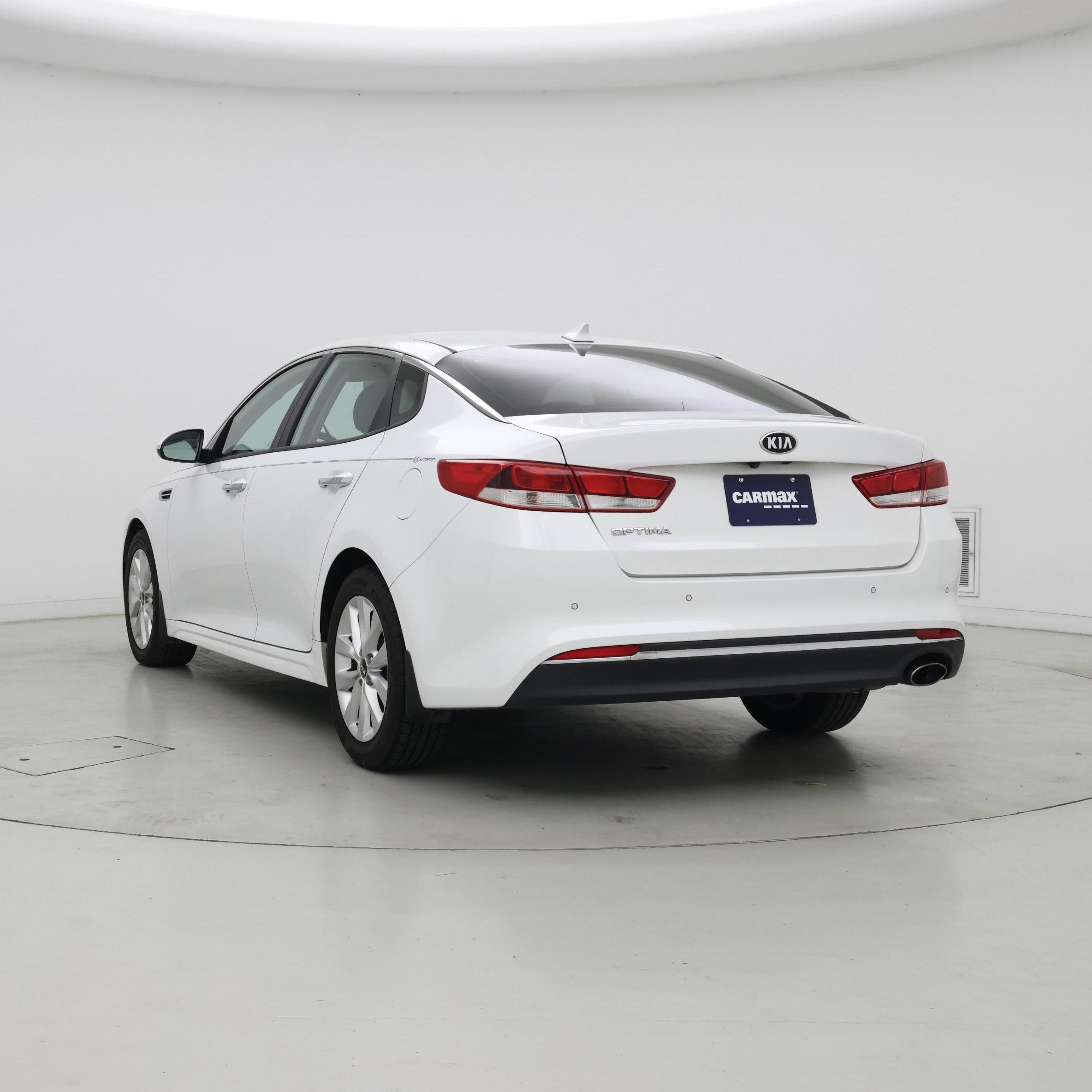 Thumbnail: 2018 Kia Optima - 2