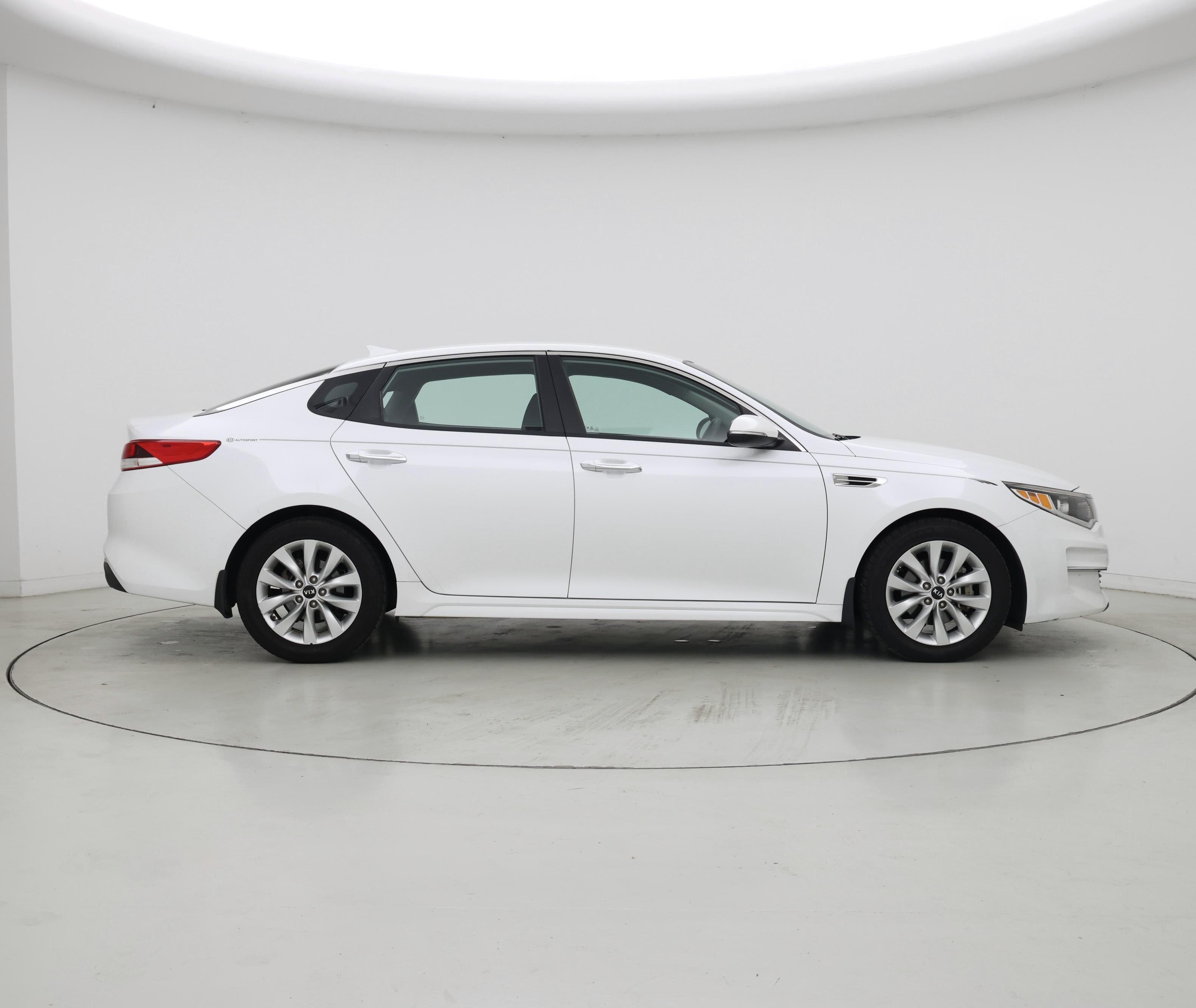 Thumbnail: 2018 Kia Optima - 7