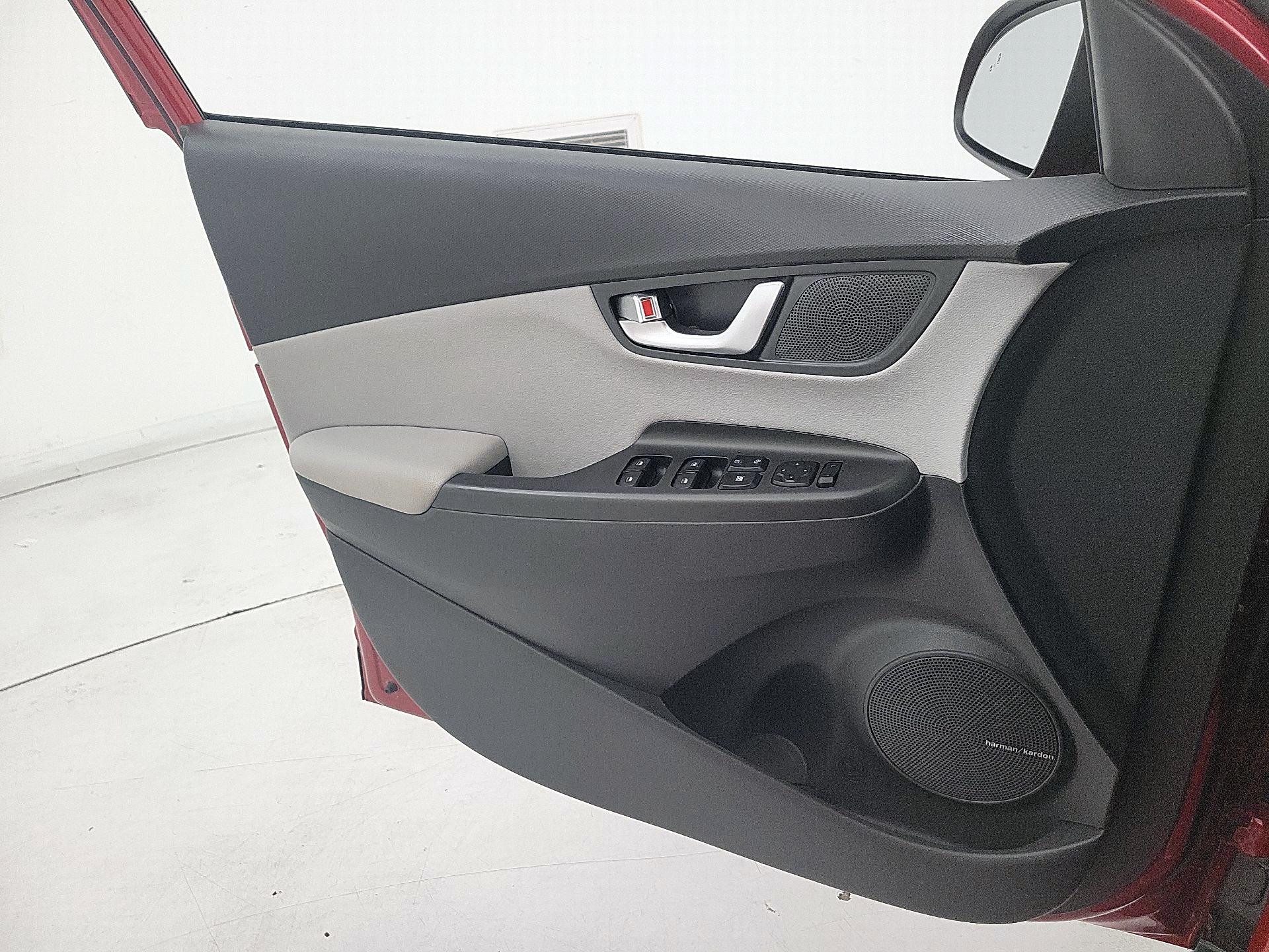 Thumbnail: 2022 Hyundai Kona - 12