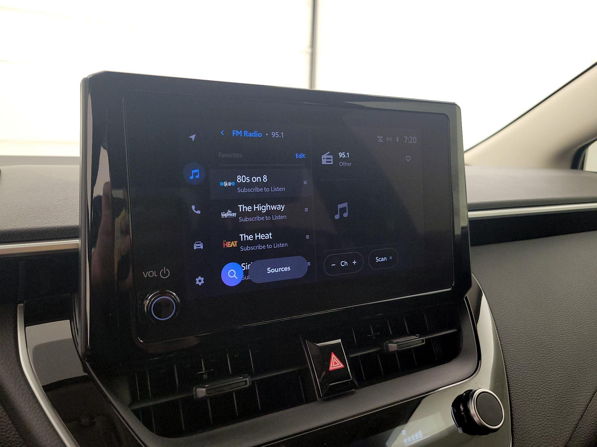 Thumbnail: 2023 Toyota Corolla - 15