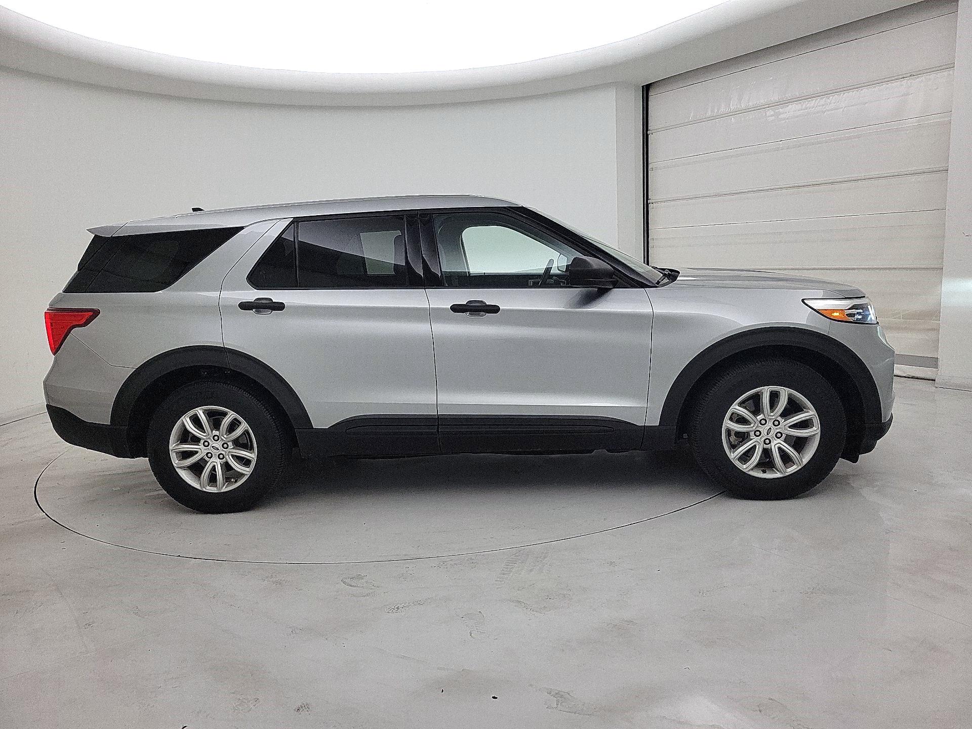 Thumbnail: 2021 Ford Explorer - 4