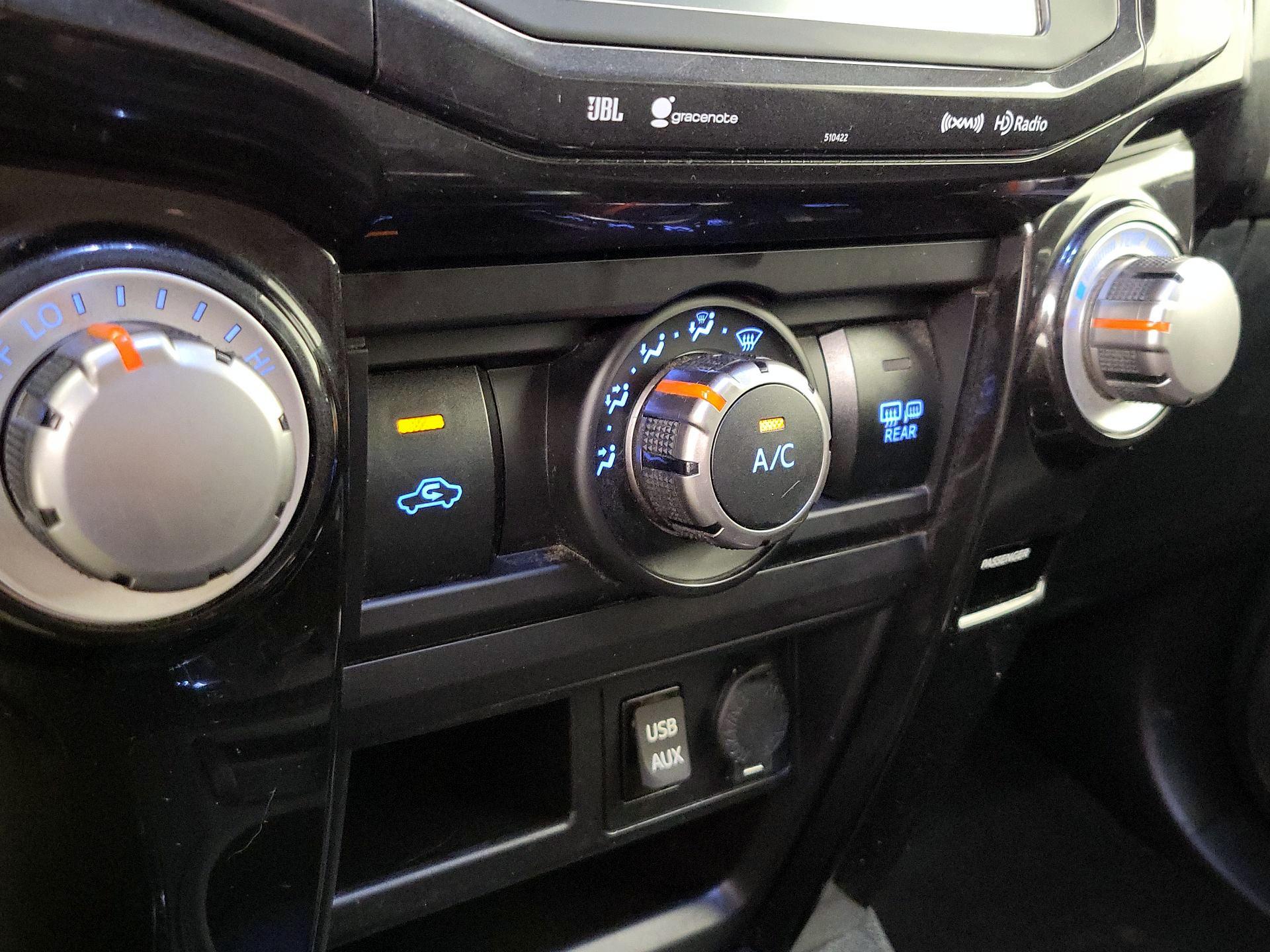 Thumbnail: 2019 Toyota 4Runner - 17