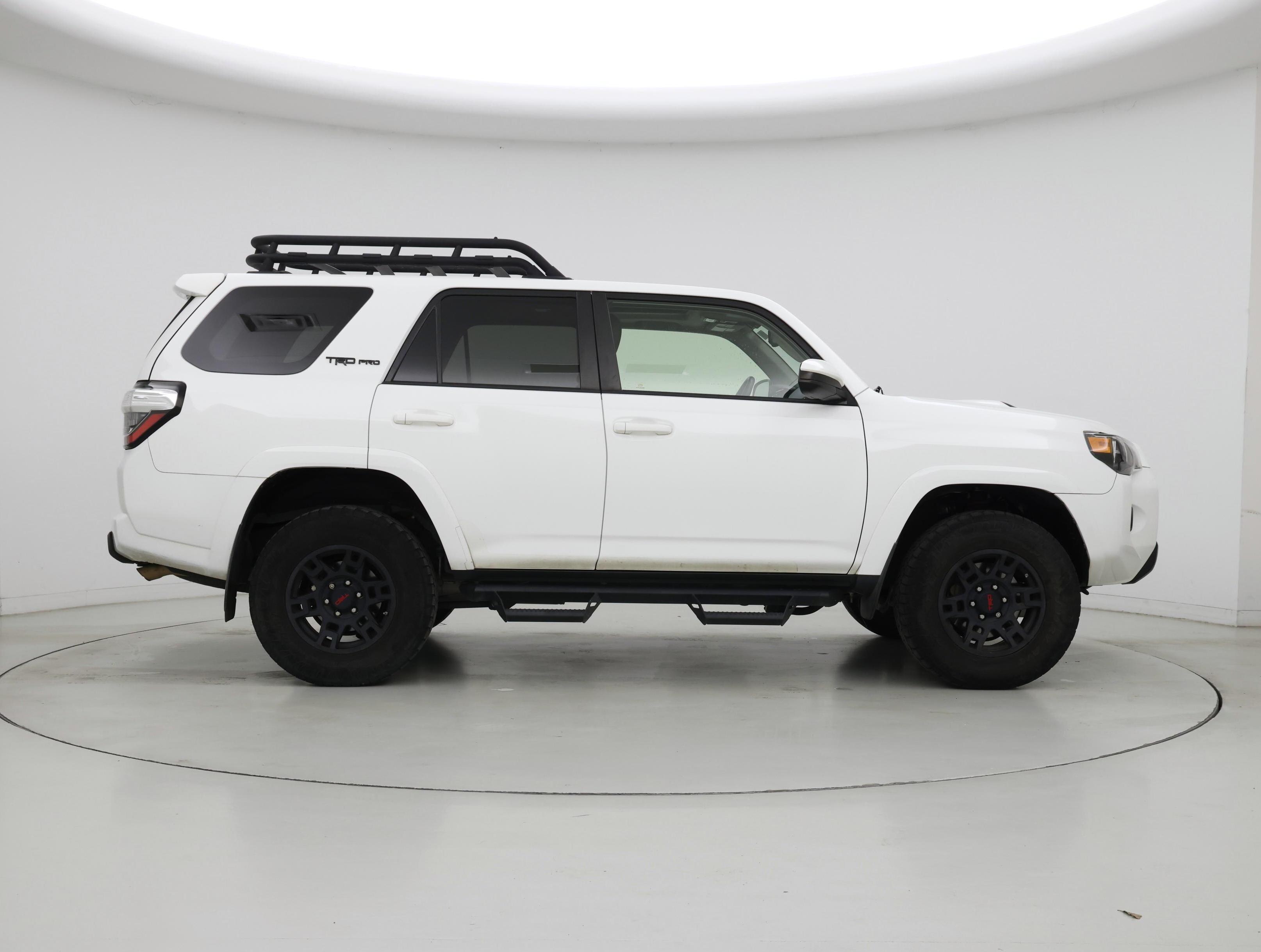 Thumbnail: 2019 Toyota 4Runner - 7