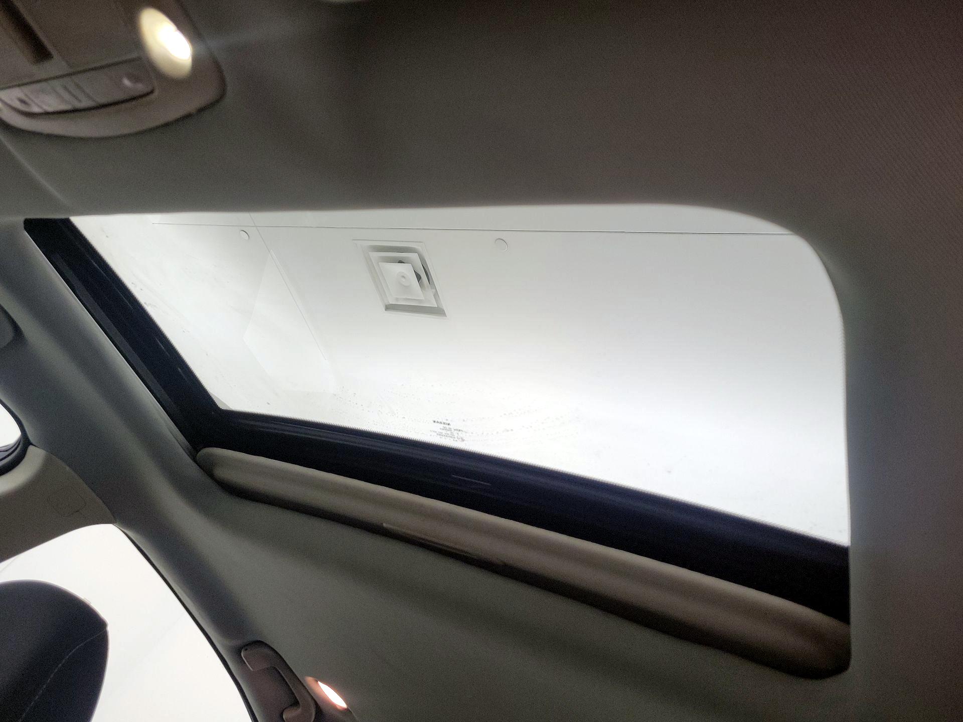 Thumbnail: 2018 Nissan Altima - 19