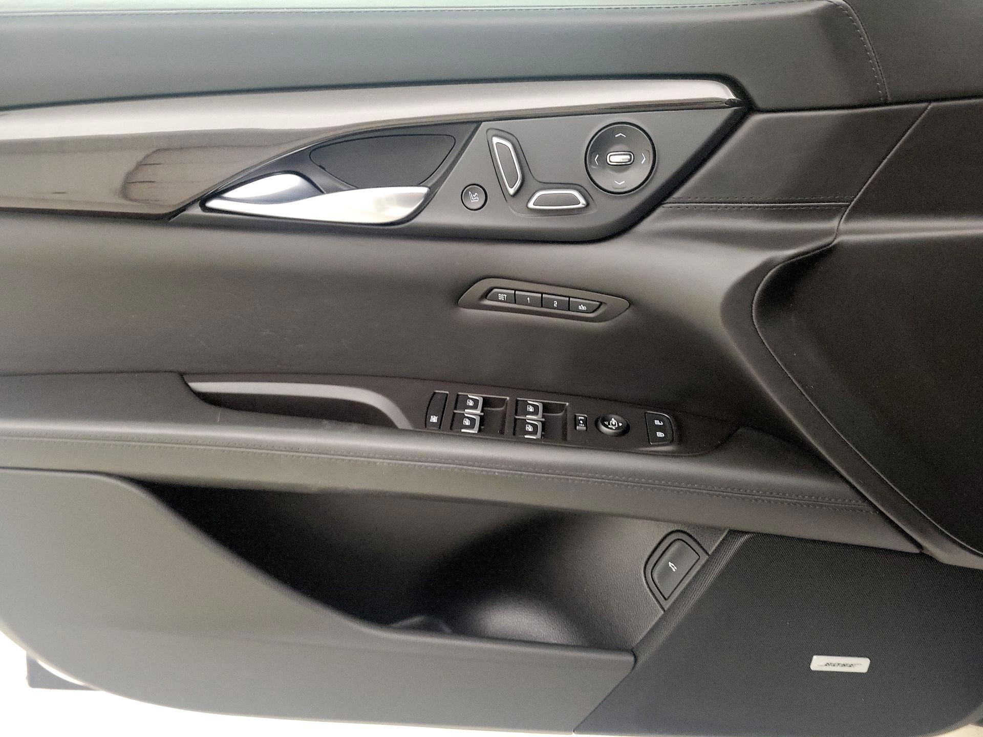 Thumbnail: 2016 Cadillac CT6 - 12