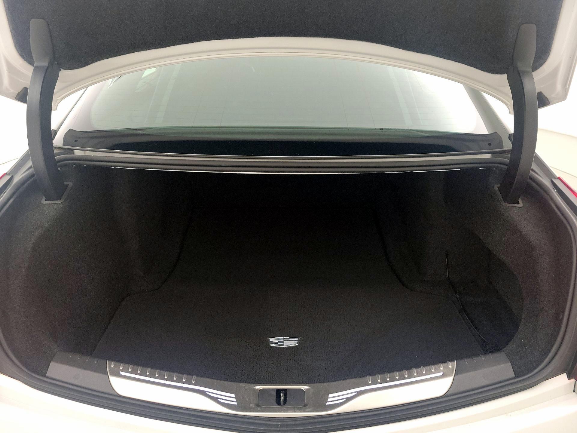 Thumbnail: 2016 Cadillac CT6 - 20