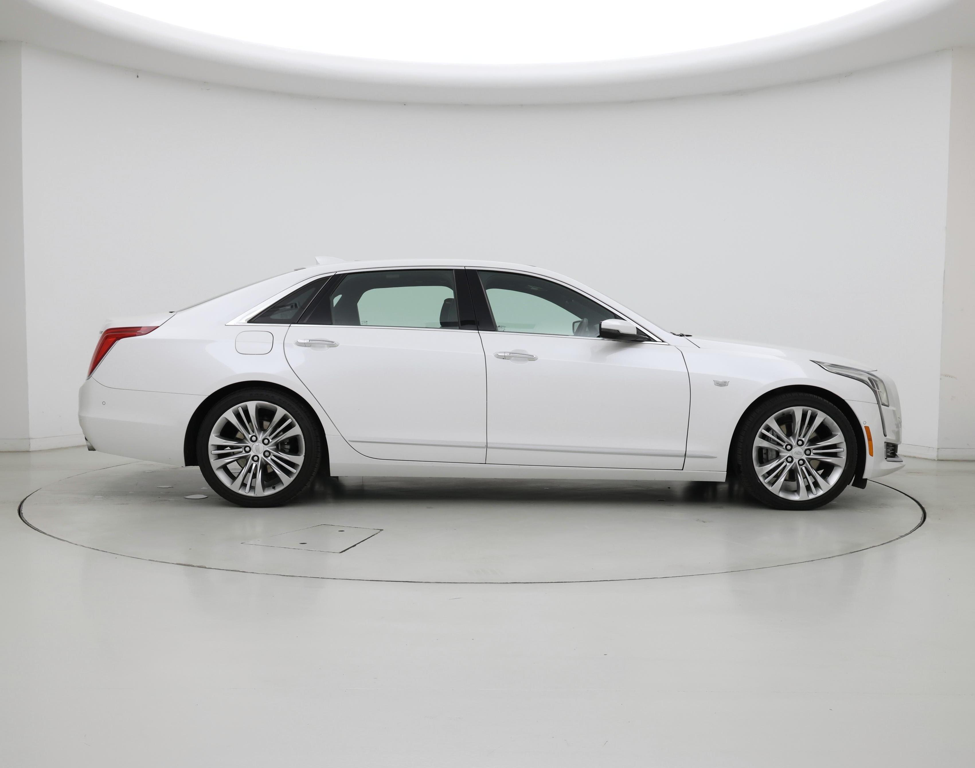 Thumbnail: 2016 Cadillac CT6 - 7