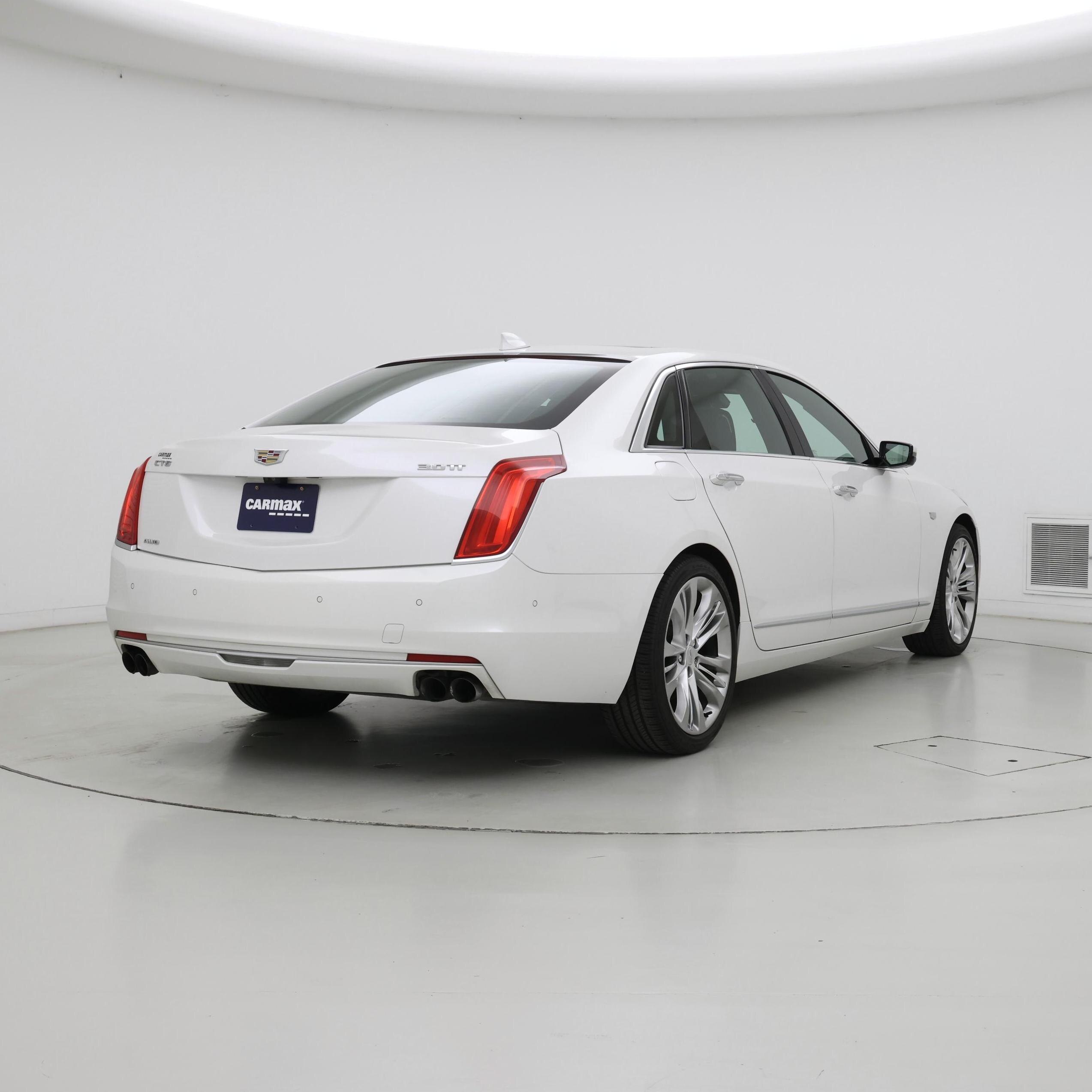 Thumbnail: 2016 Cadillac CT6 - 8