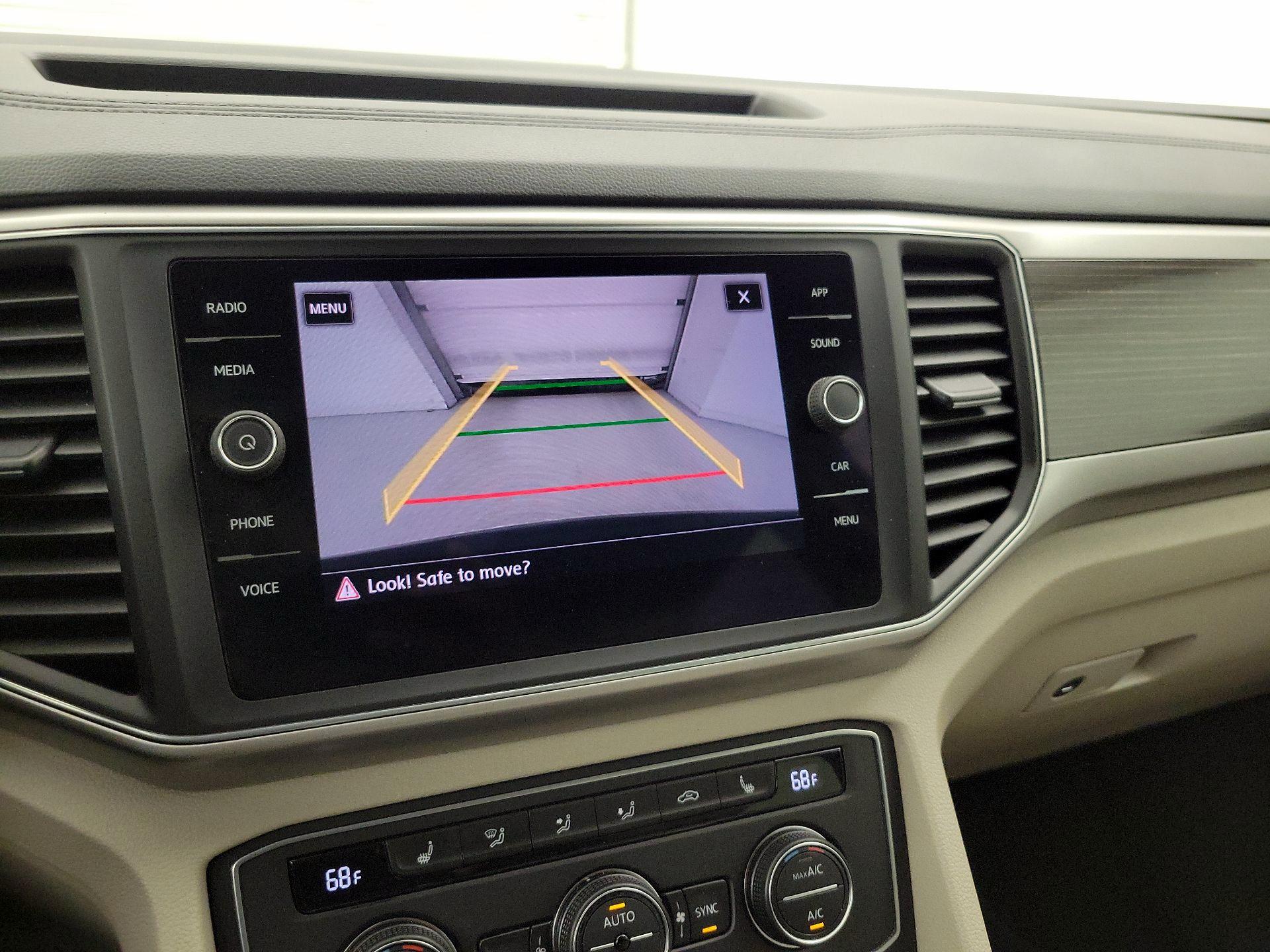 Thumbnail: 2018 Volkswagen Atlas - 14