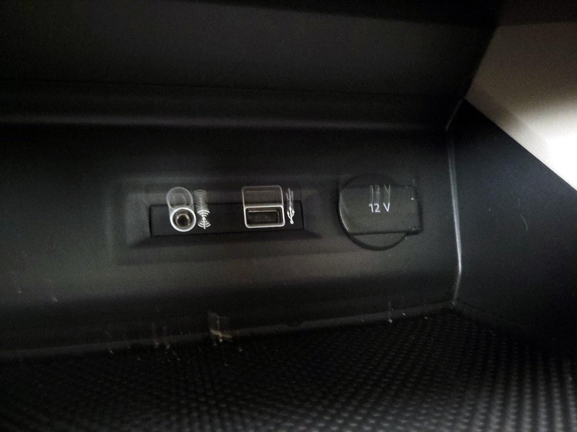 Thumbnail: 2018 Volkswagen Atlas - 18