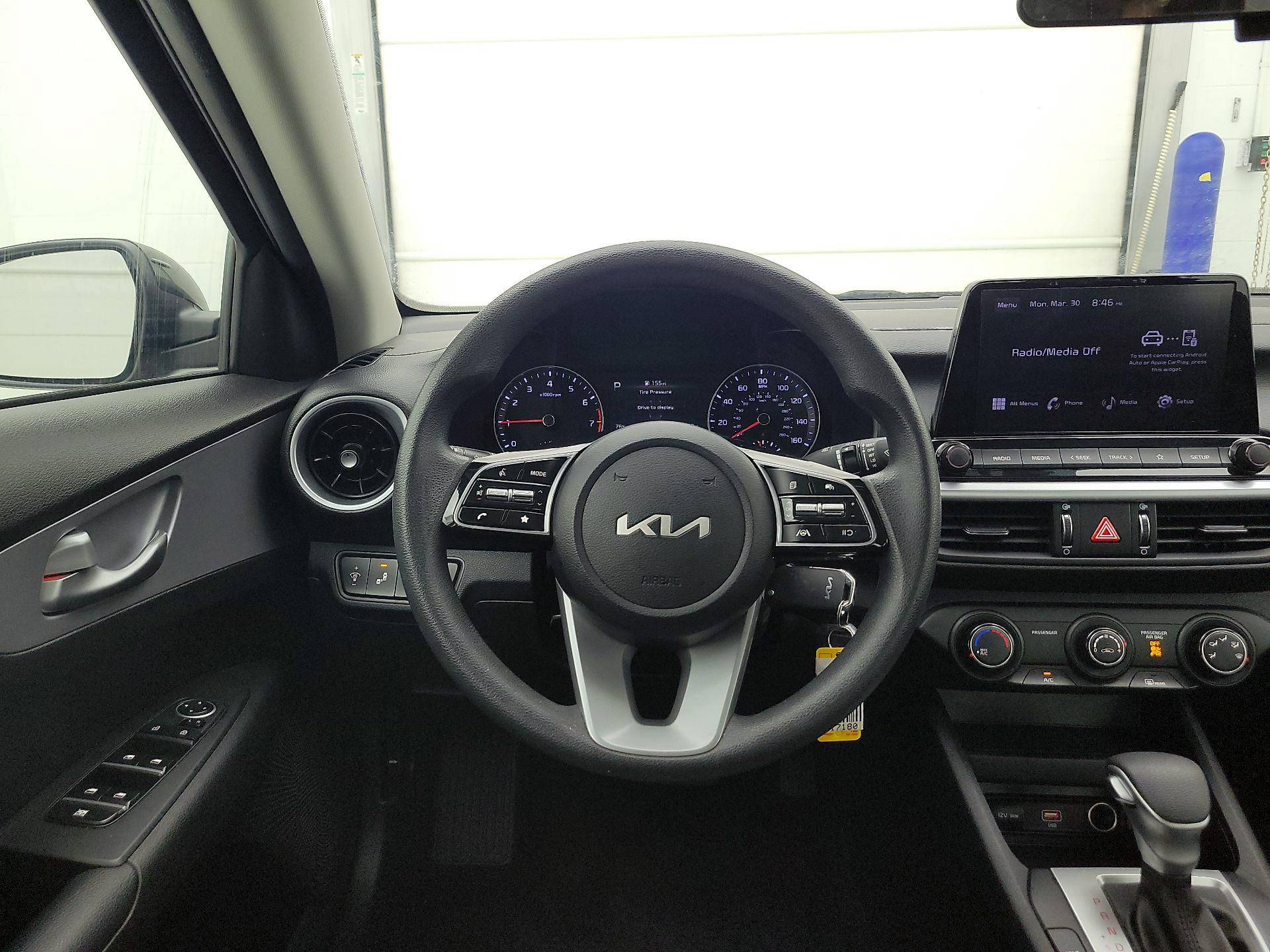 Thumbnail: 2023 Kia Forte - 10