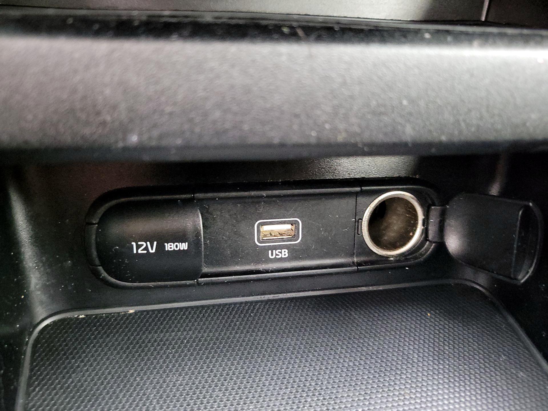 Thumbnail: 2023 Kia Forte - 18