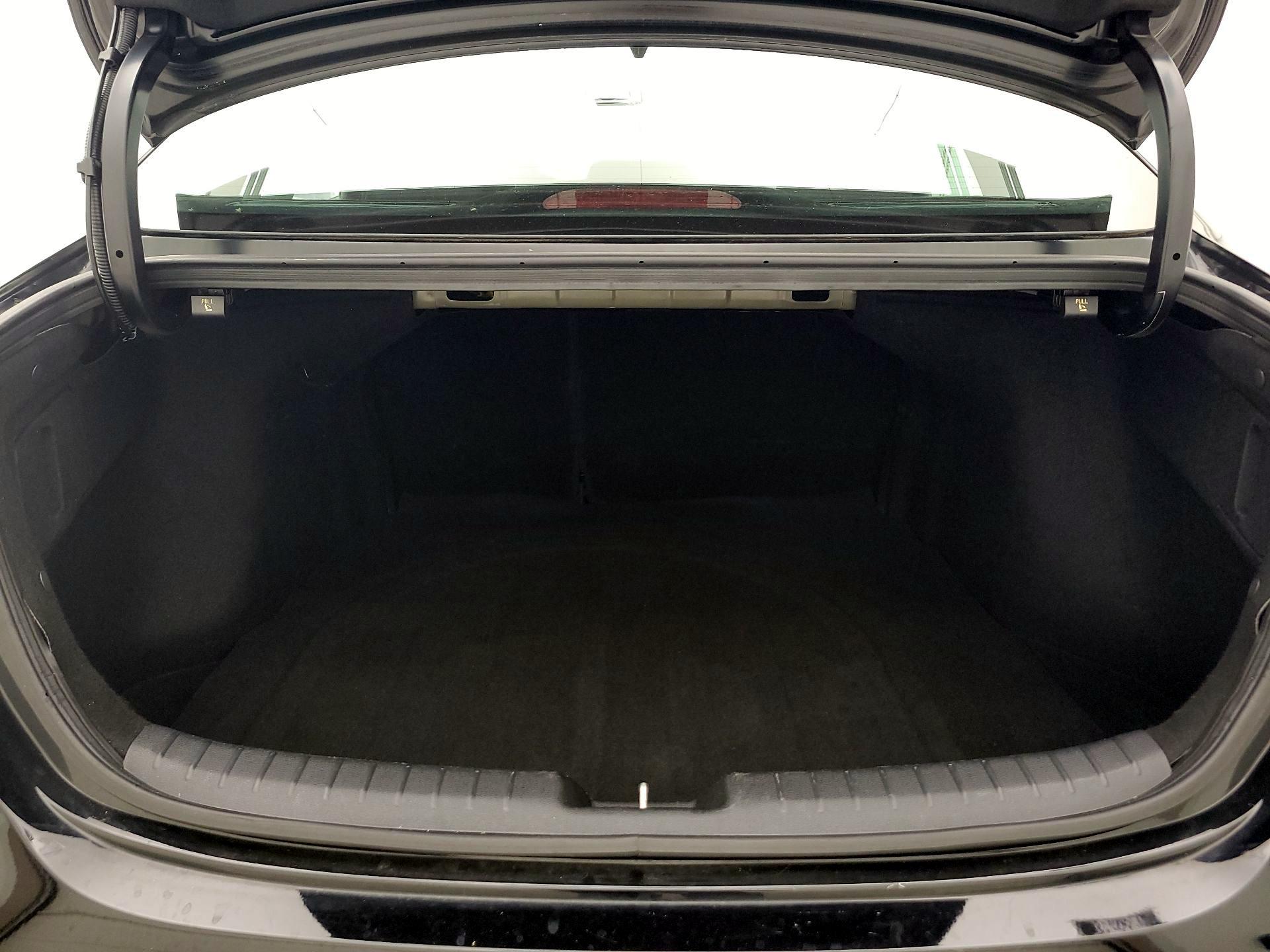 Thumbnail: 2023 Kia Forte - 20