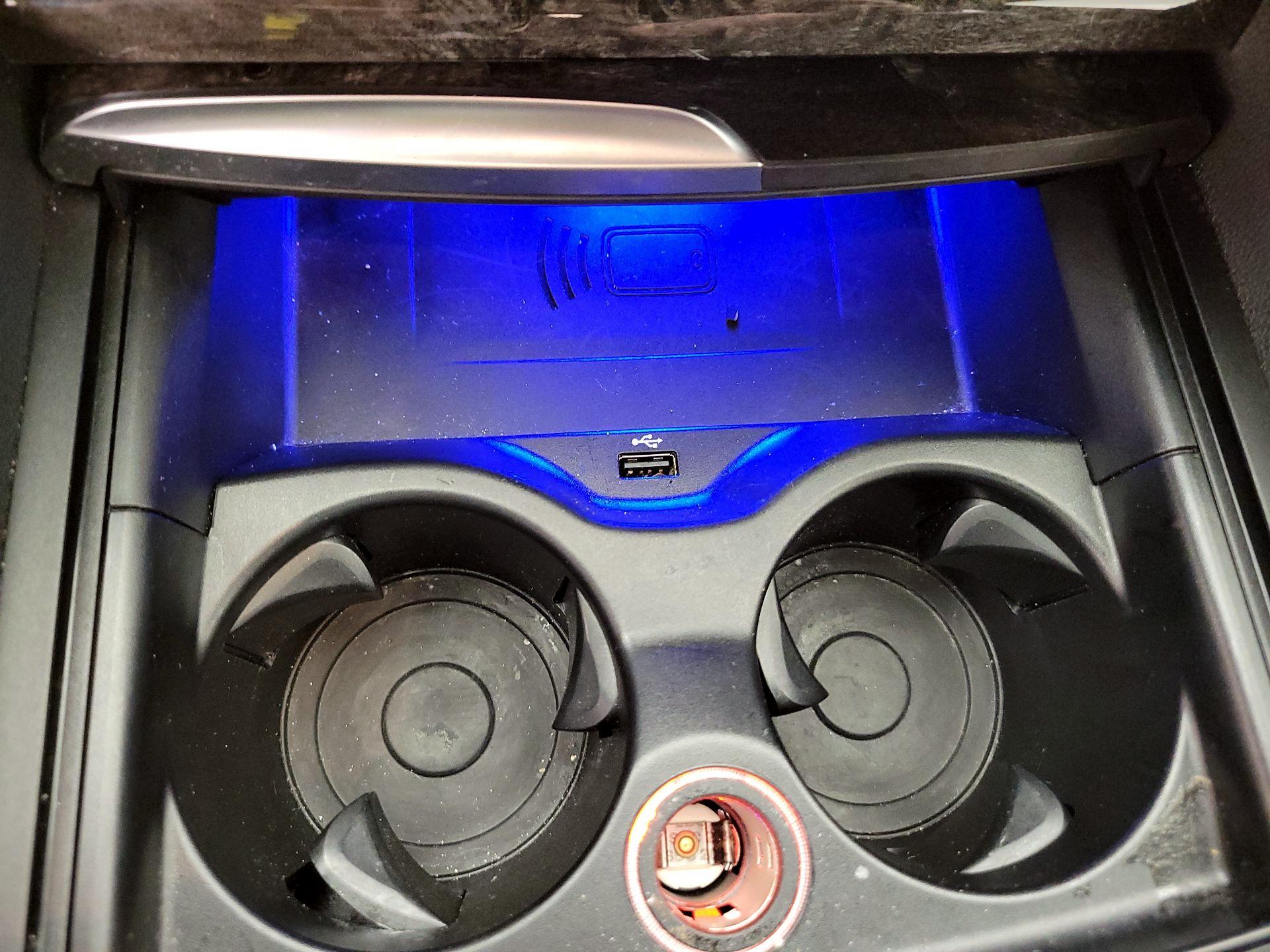 Thumbnail: 2022 BMW 5 Series - 17