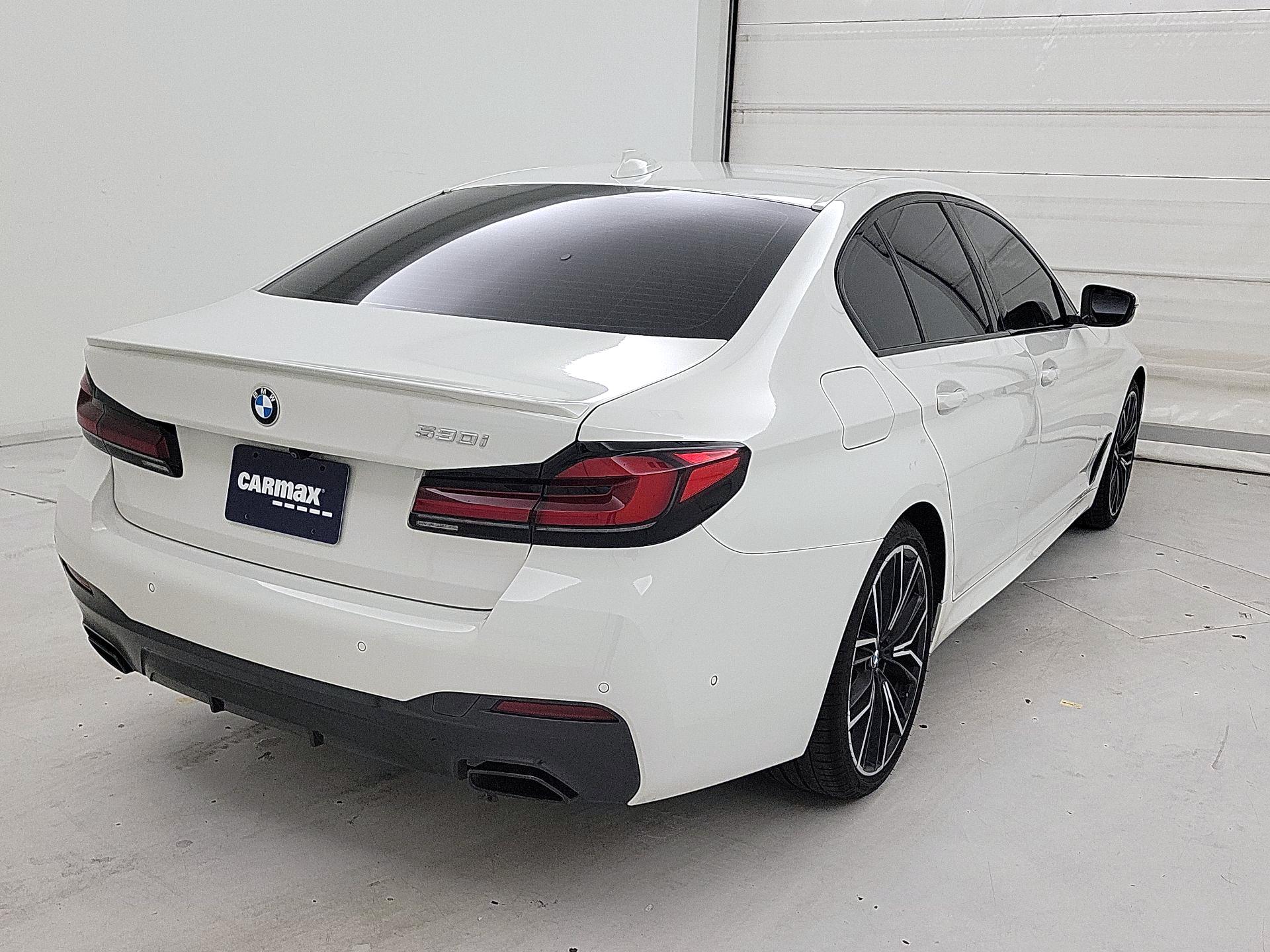 Thumbnail: 2022 BMW 5 Series - 5