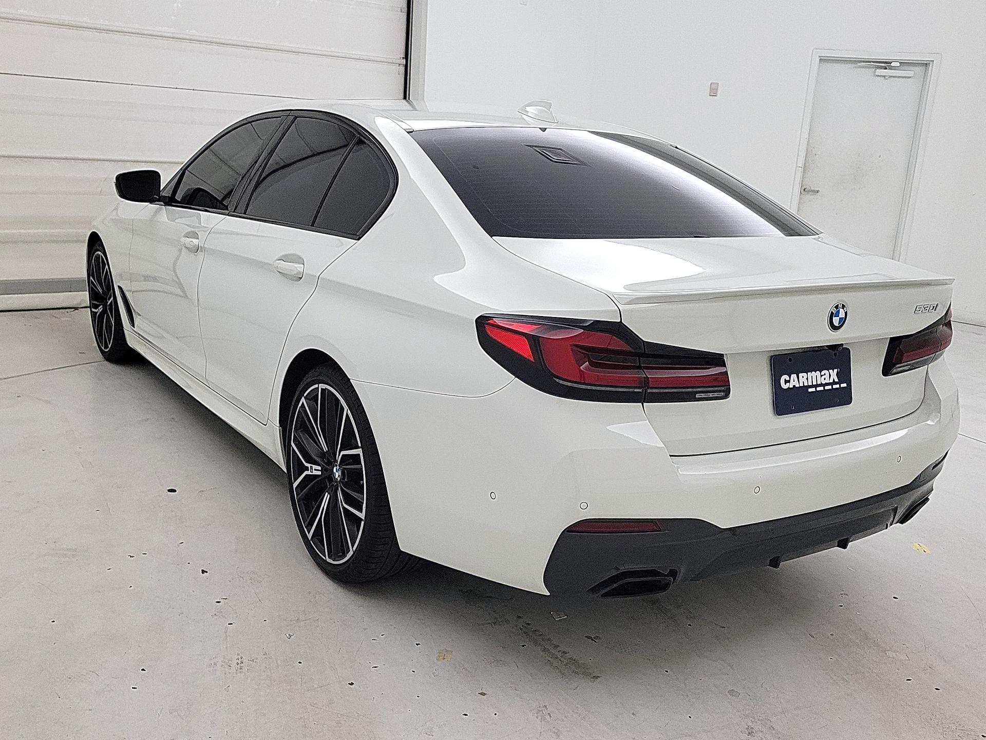 Thumbnail: 2022 BMW 5 Series - 7