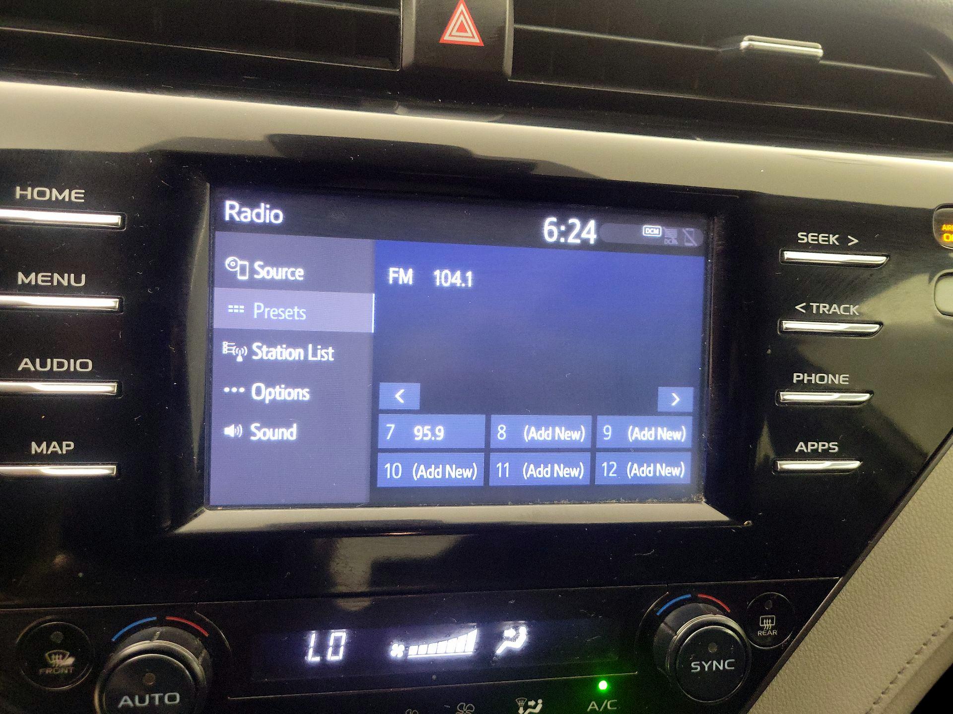 Thumbnail: 2019 Toyota Camry - 15