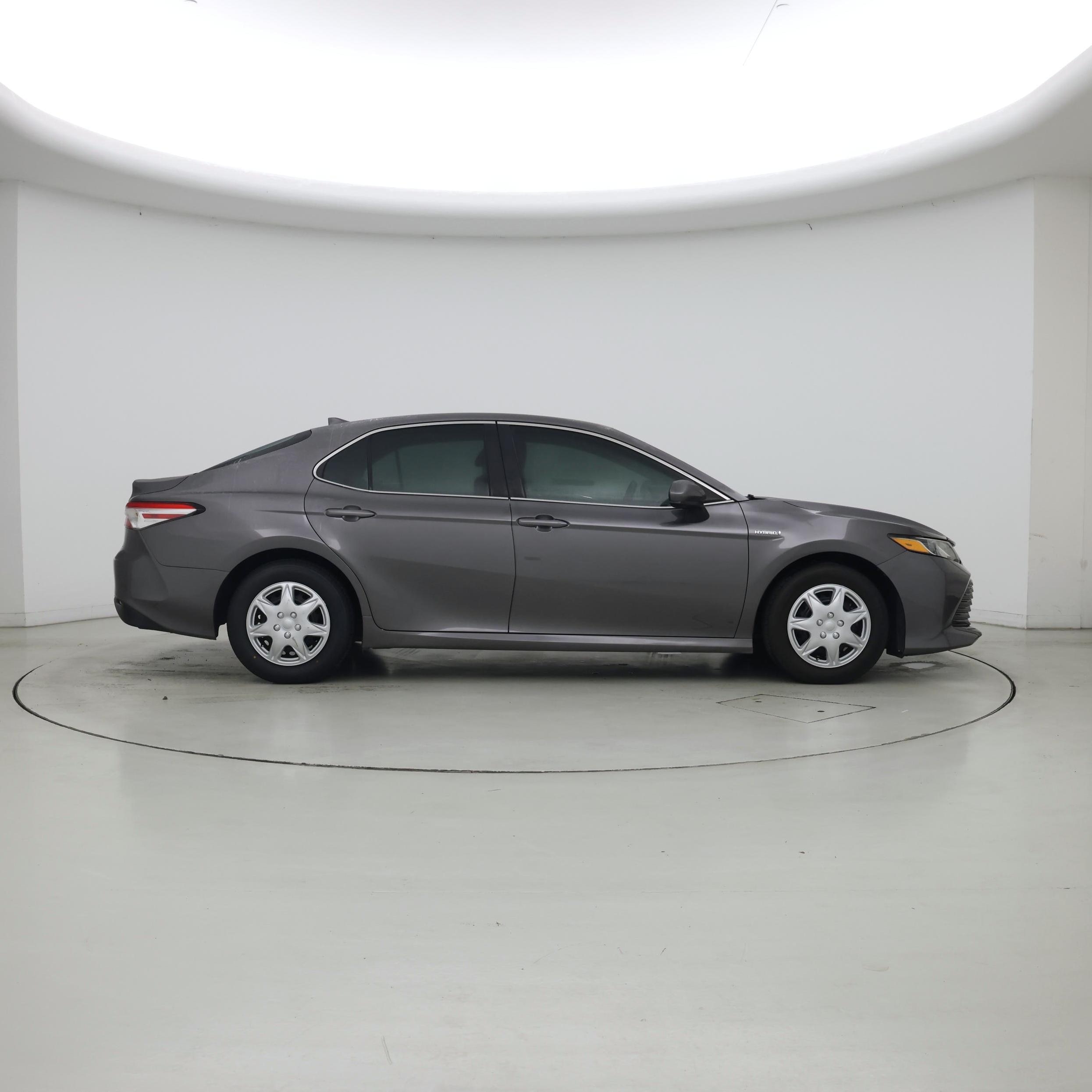 Thumbnail: 2019 Toyota Camry - 7