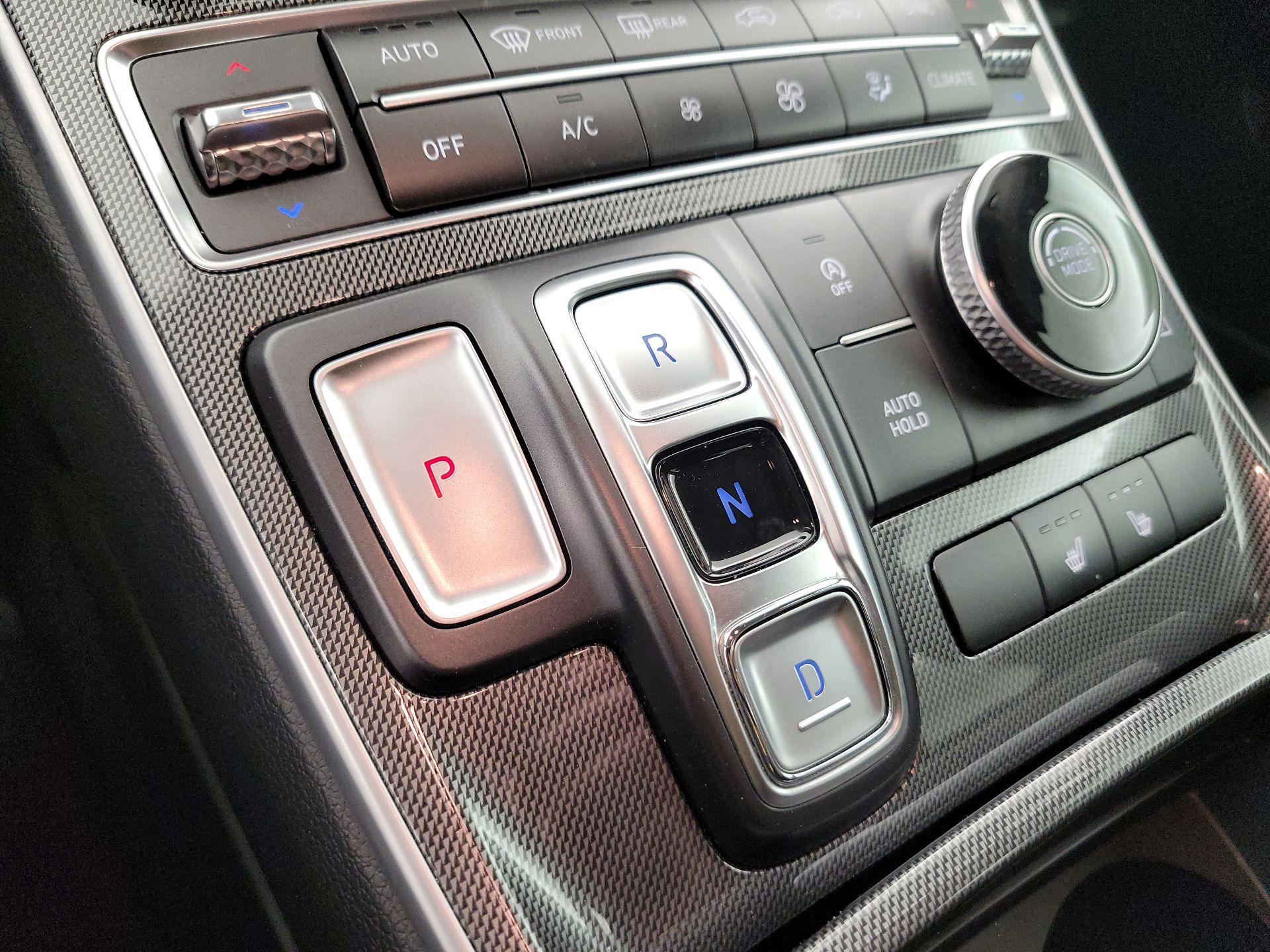 Thumbnail: 2023 Hyundai Santa Fe - 18