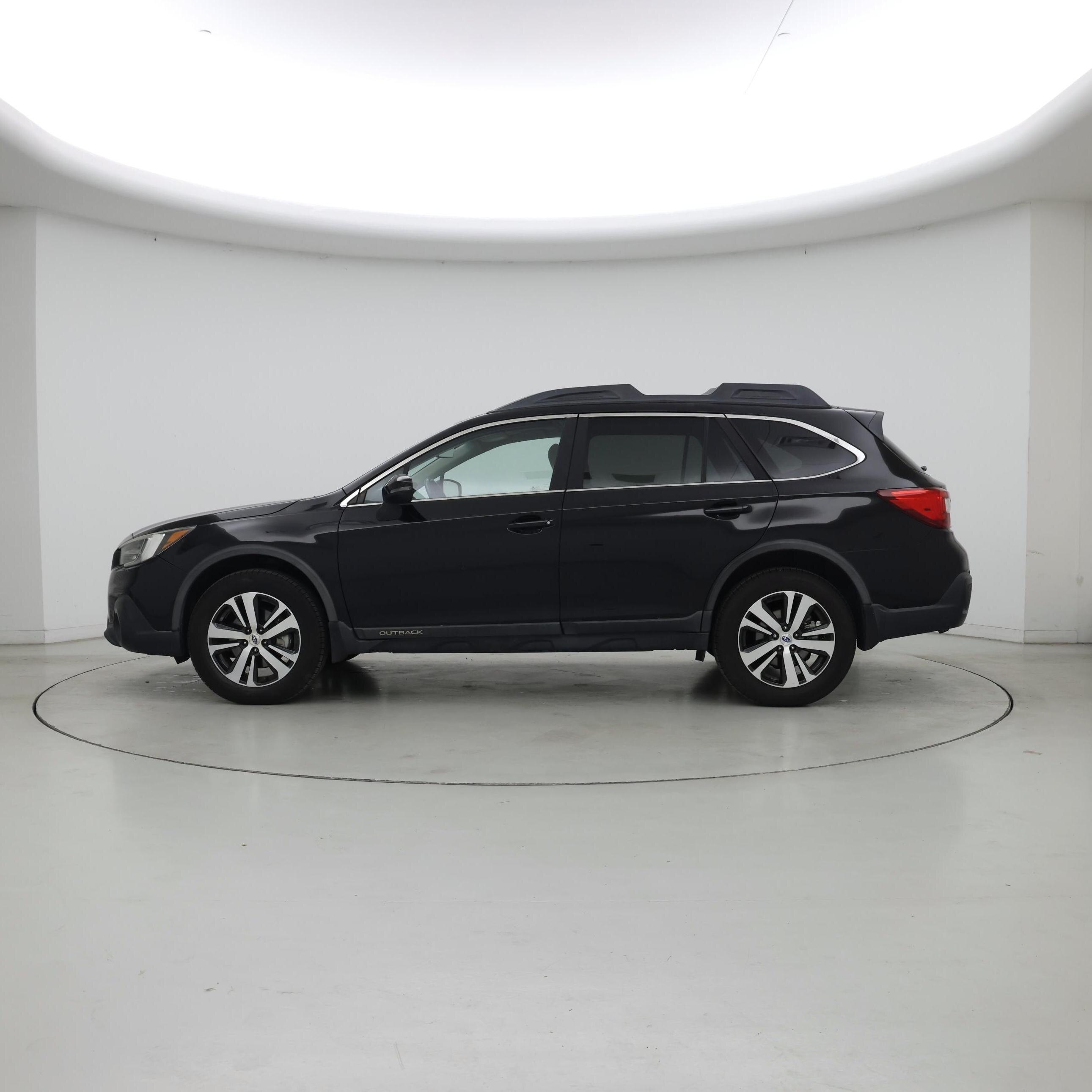 Thumbnail: 2018 Subaru Outback - 3