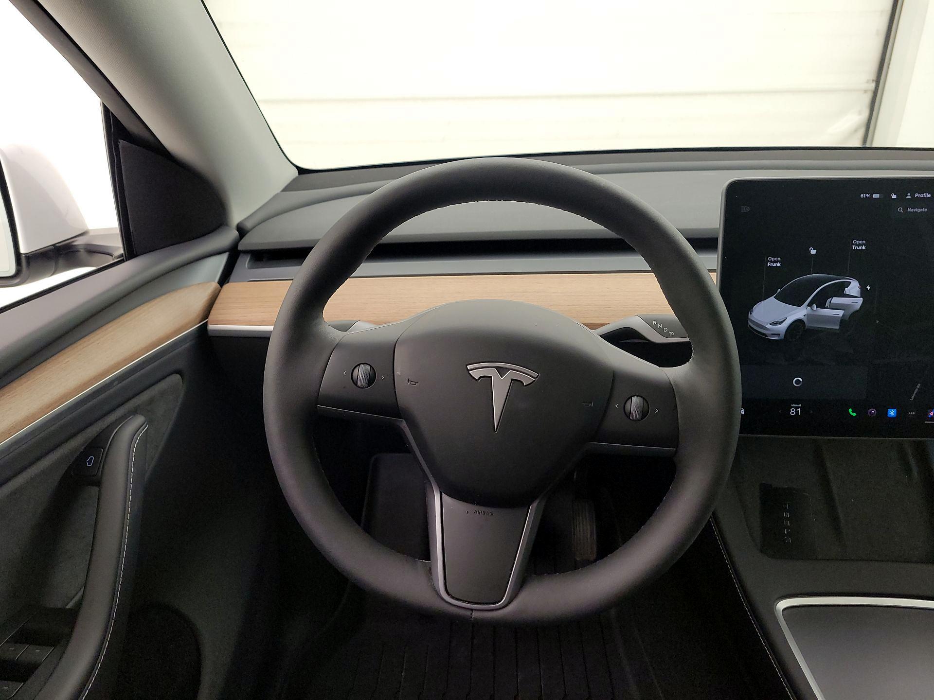 Thumbnail: 2024 Tesla Model Y - 10