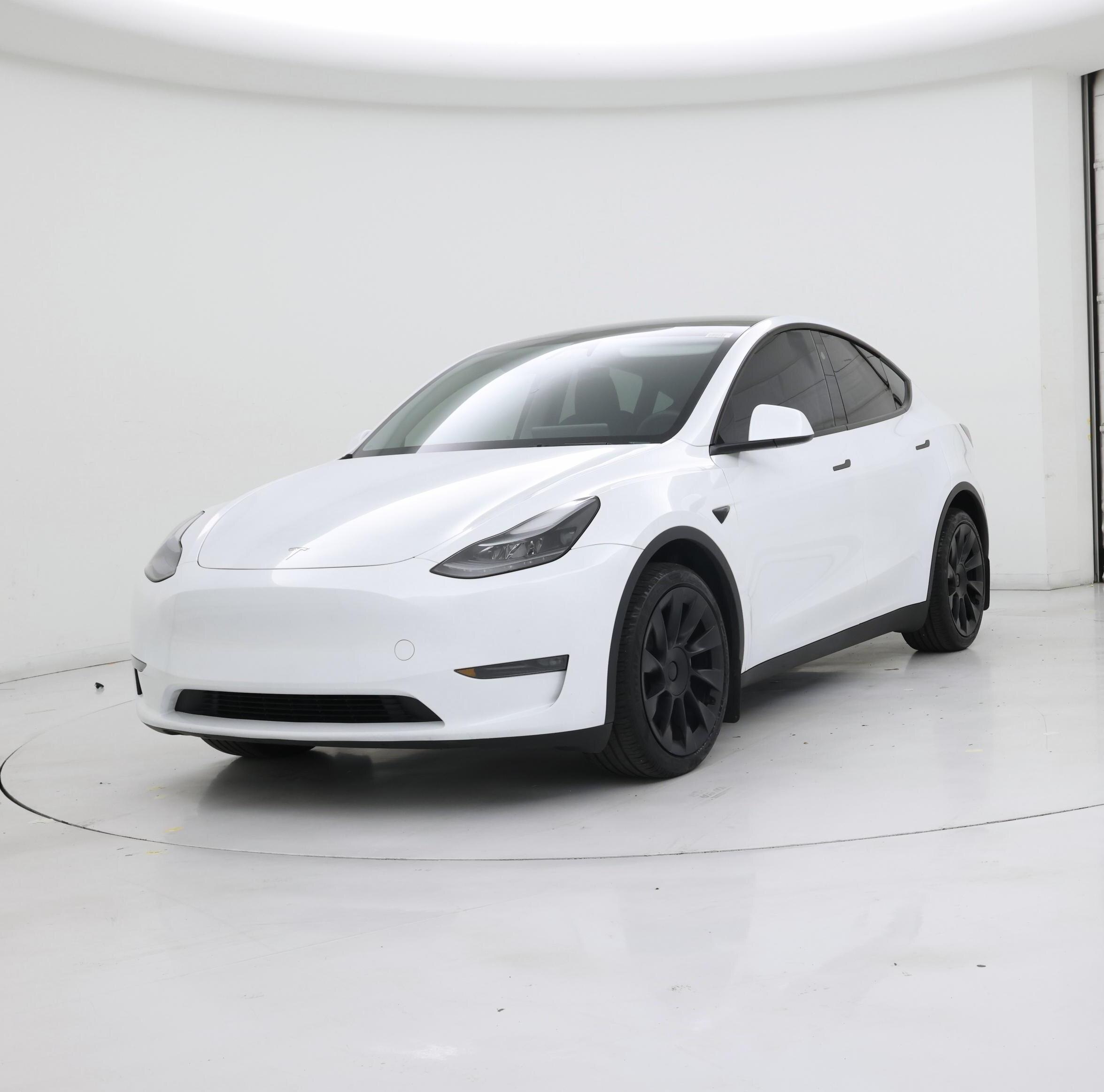 Thumbnail: 2024 Tesla Model Y - 4