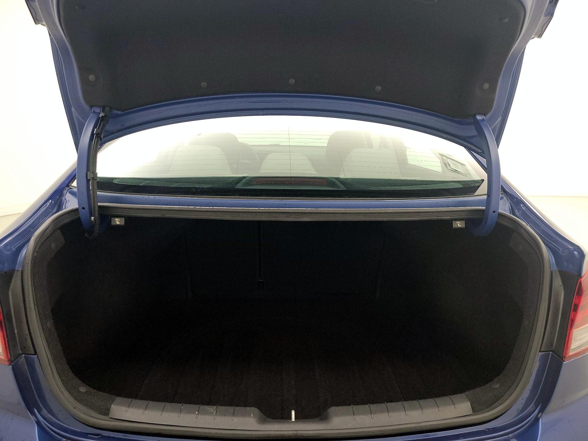 Thumbnail: 2019 Hyundai Elantra - 20