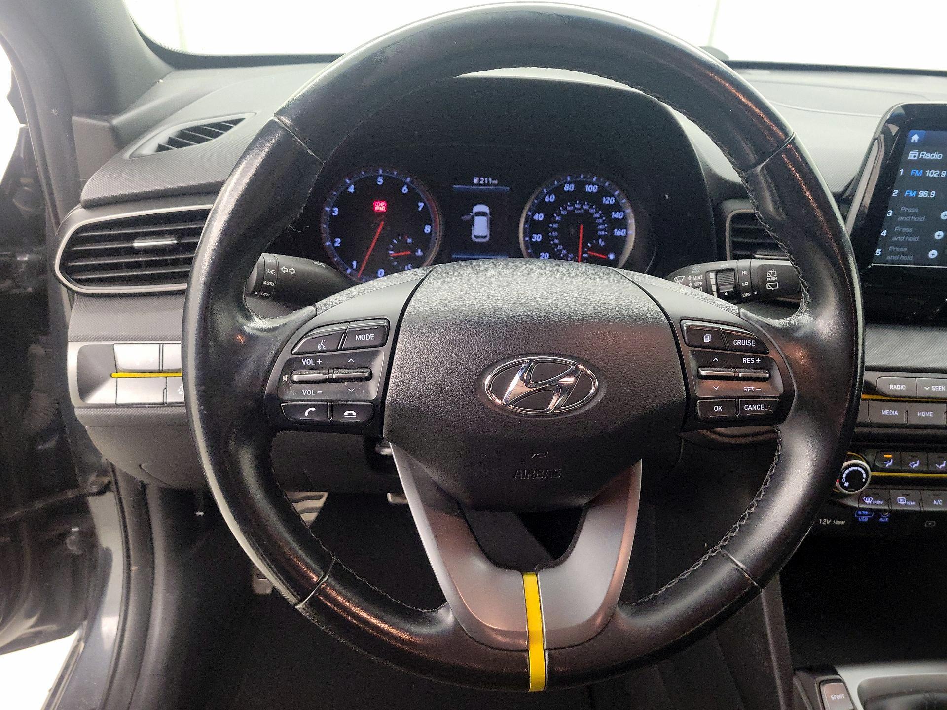 Thumbnail: 2019 Hyundai Veloster - 10