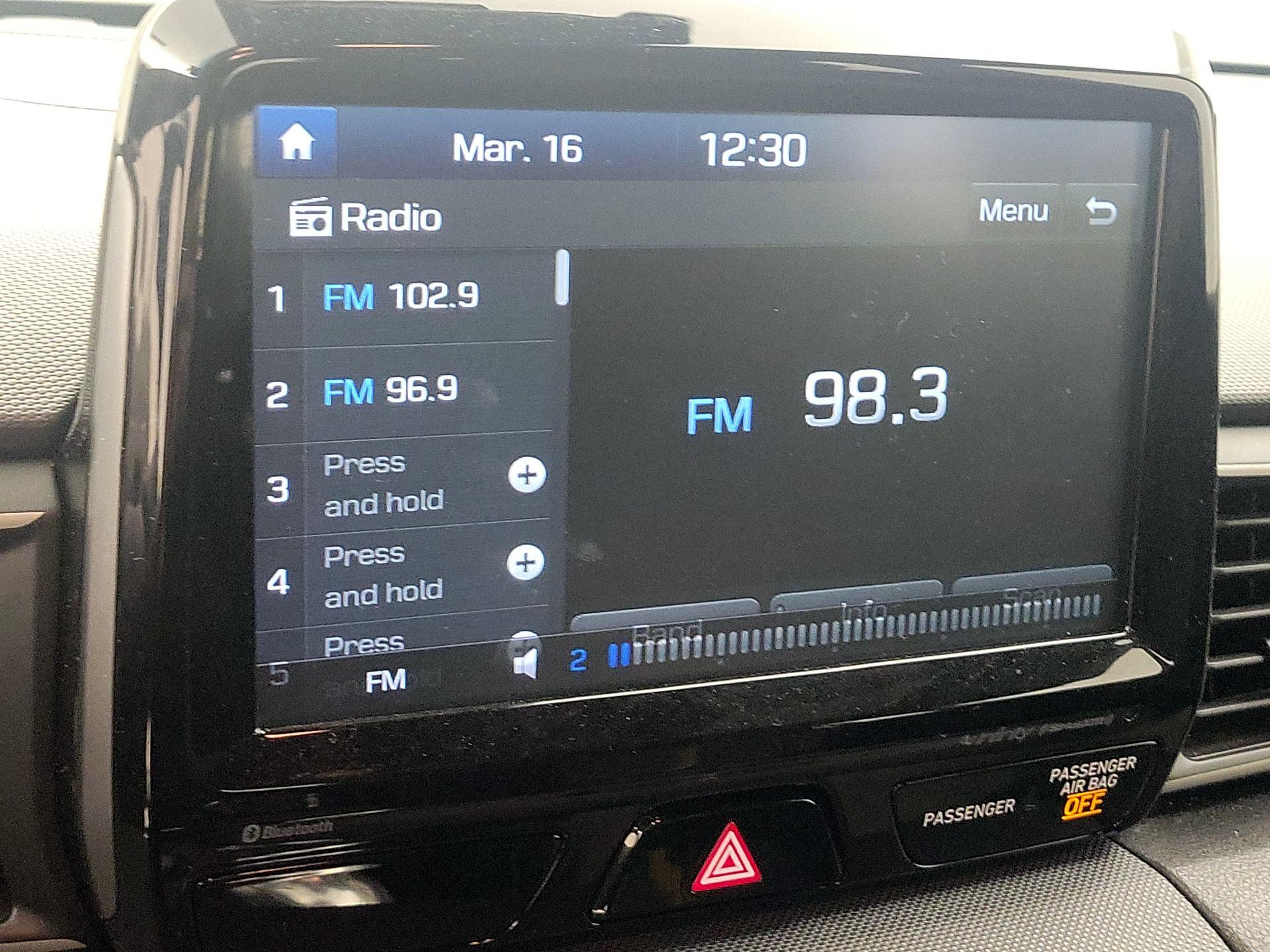 Thumbnail: 2019 Hyundai Veloster - 14