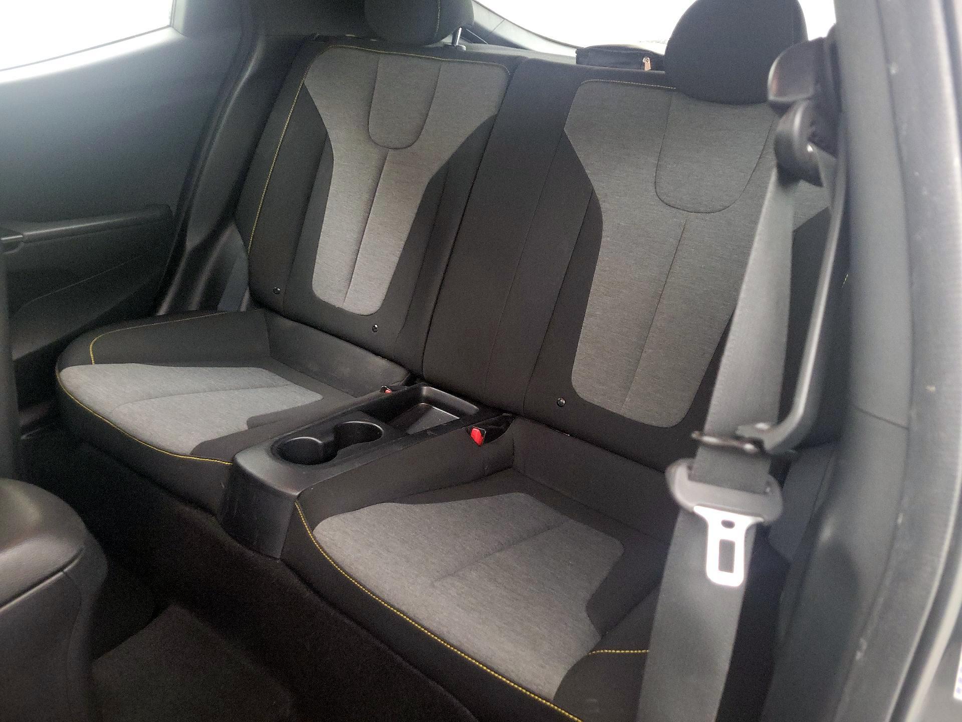 Thumbnail: 2019 Hyundai Veloster - 18